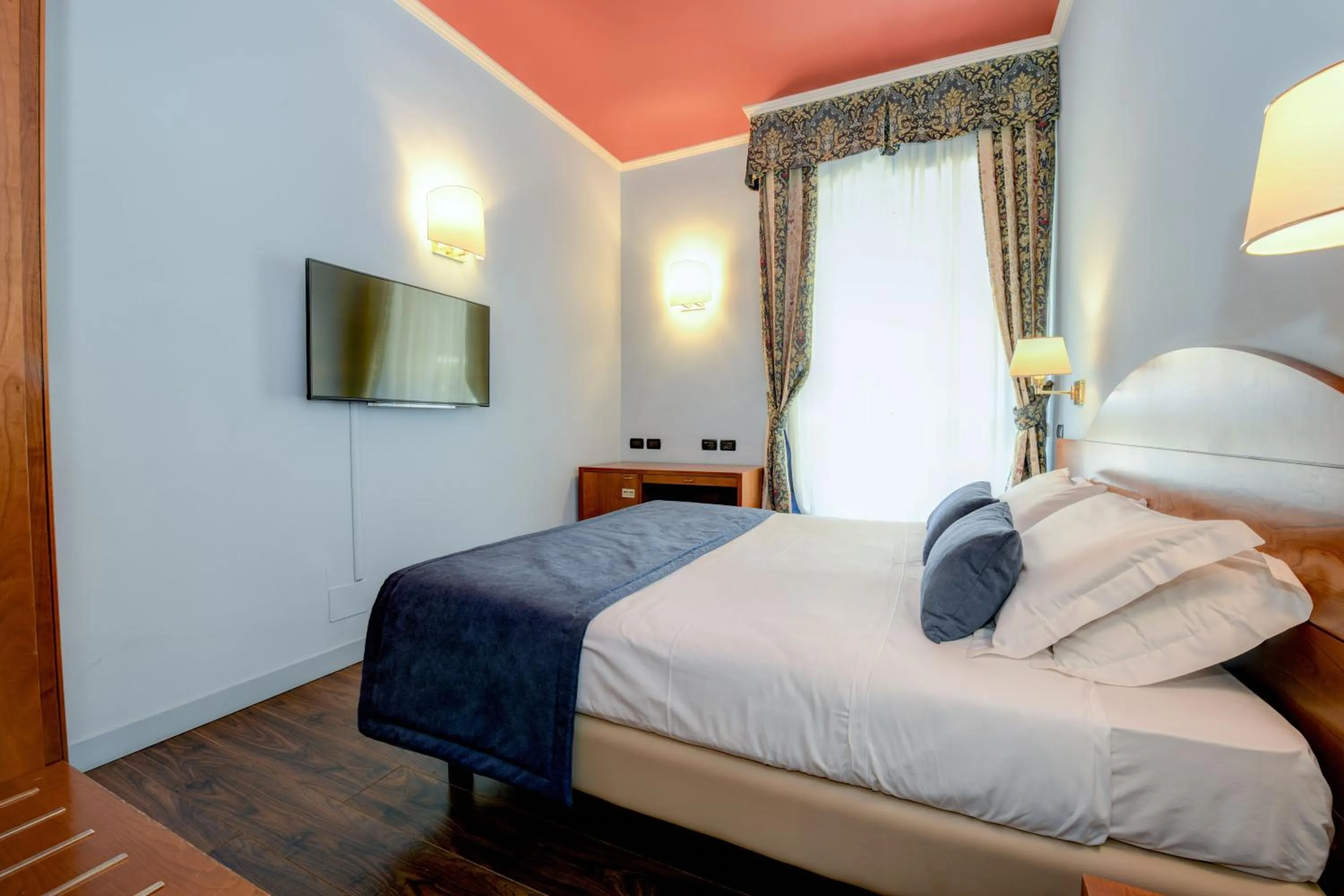 Bedroom, Bed in Hotel City