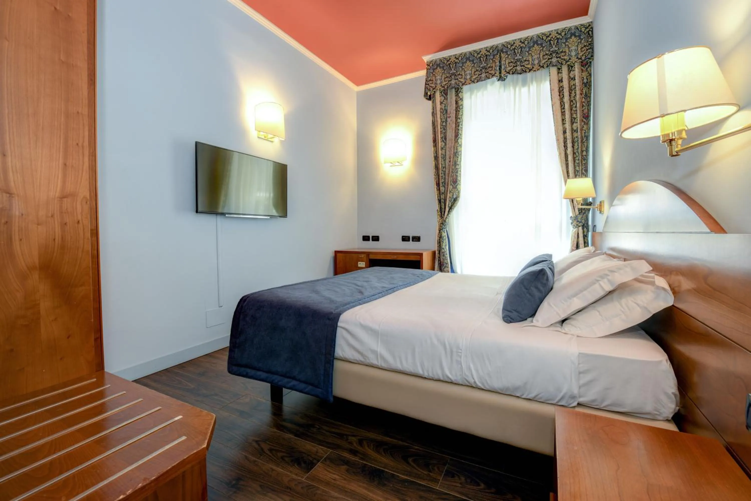 Bedroom, Bed in Hotel City