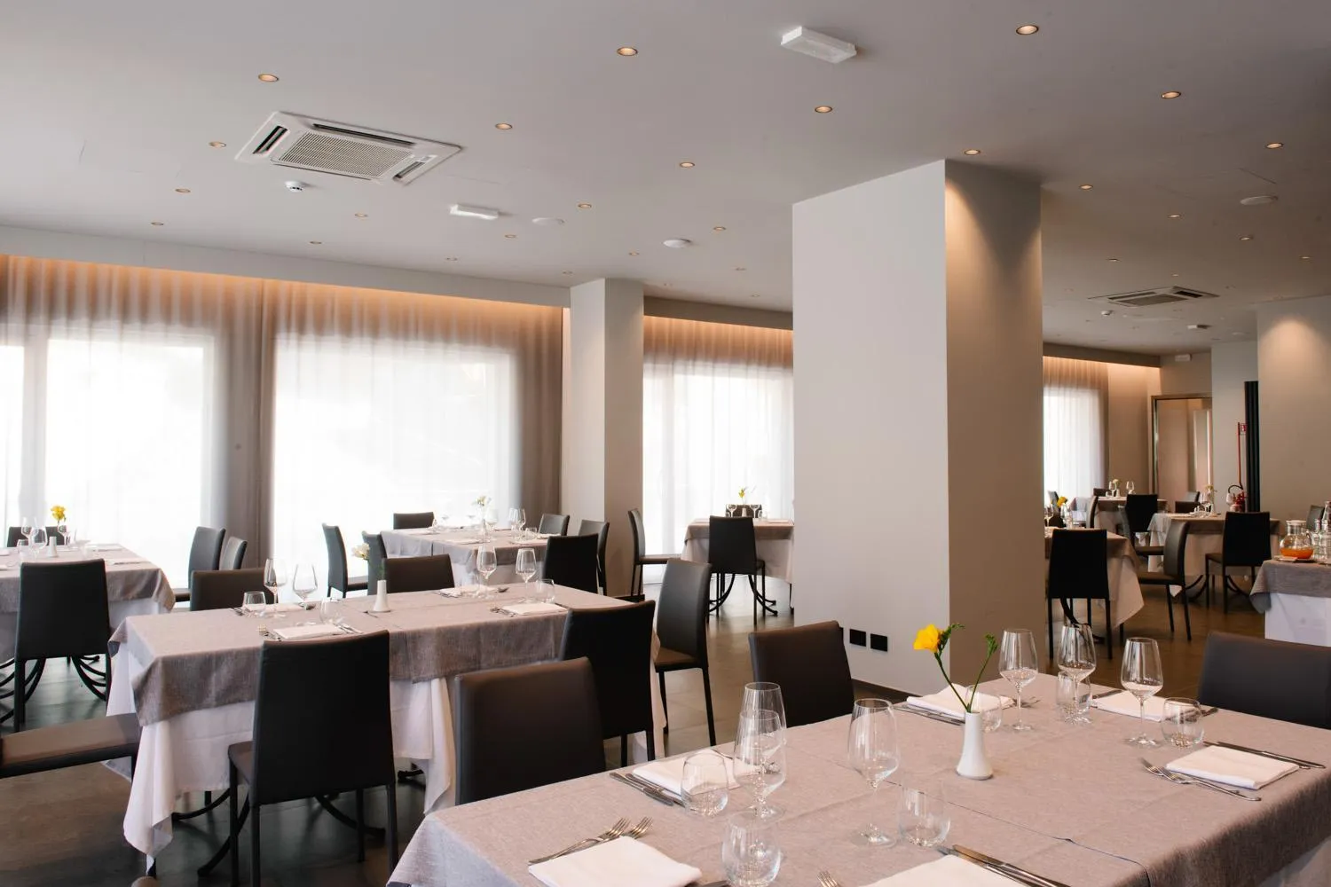 Restaurant/places to eat in Hotel Principe d'Aragona, Sure Hotel Collection by BW