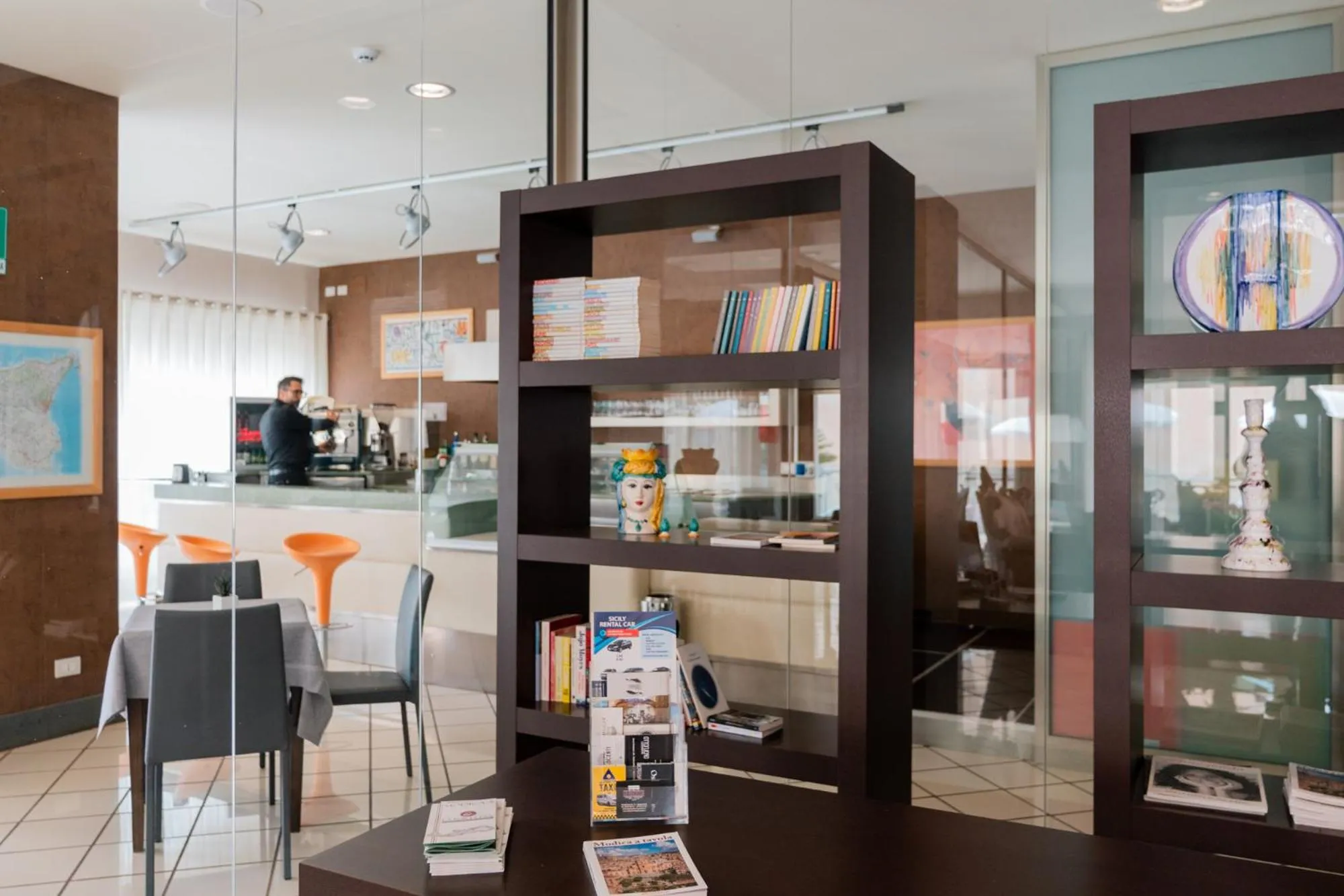 Lobby or reception in Hotel Principe d'Aragona, Sure Hotel Collection by BW