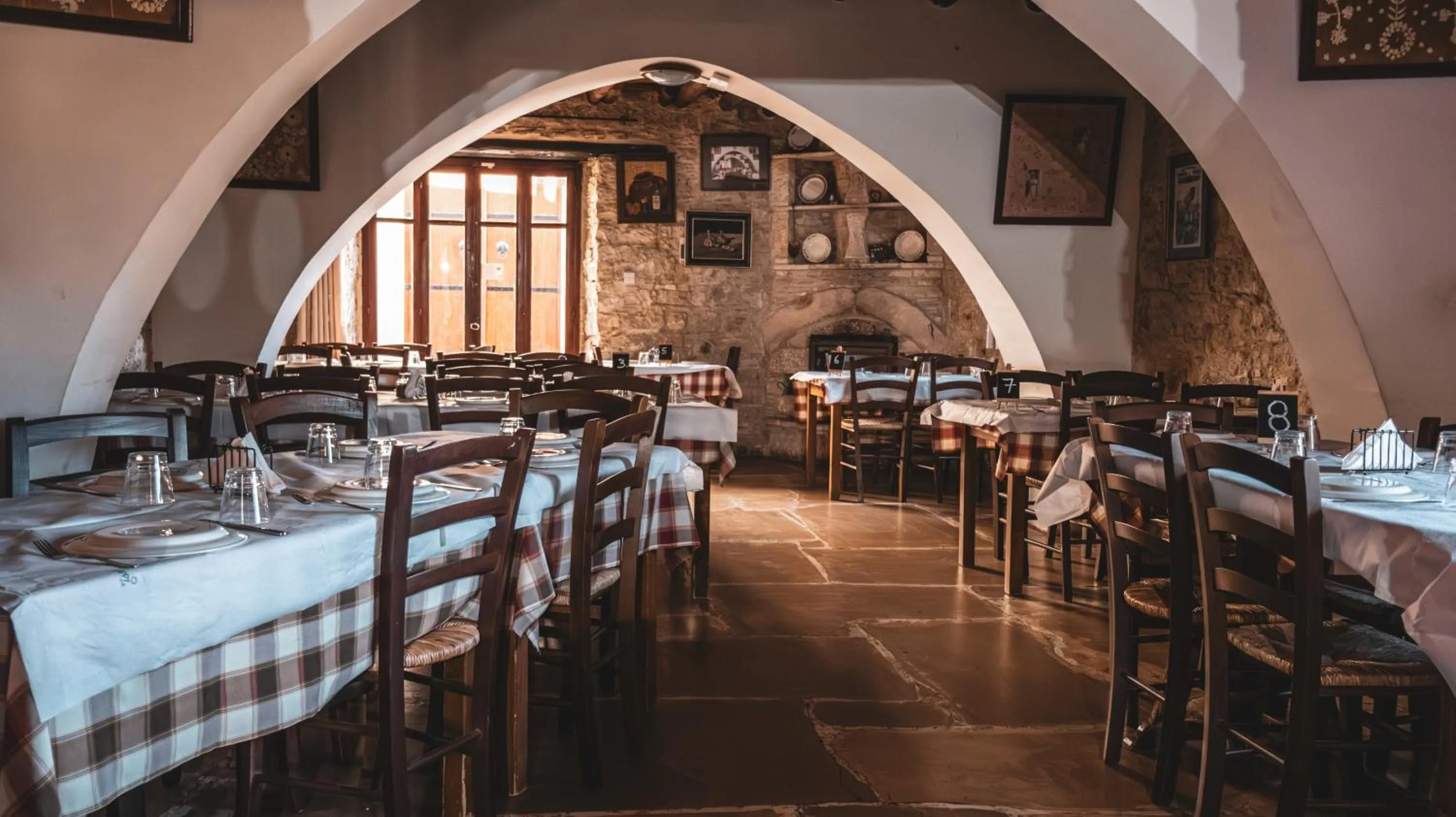 Restaurant/places to eat in Agrovino Lofou