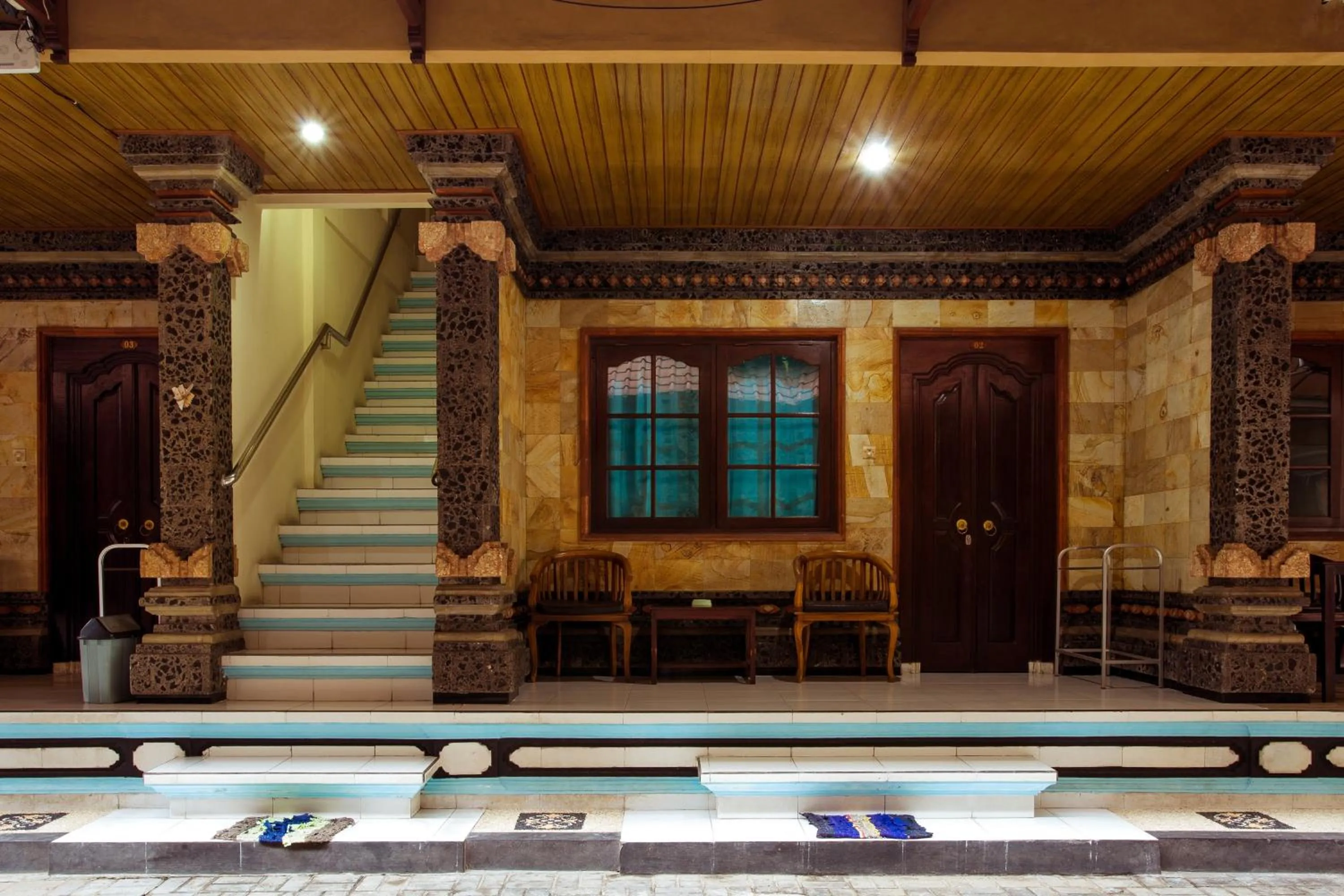 Patio in Segara Sadhu Inn Kuta by ecommerceloka