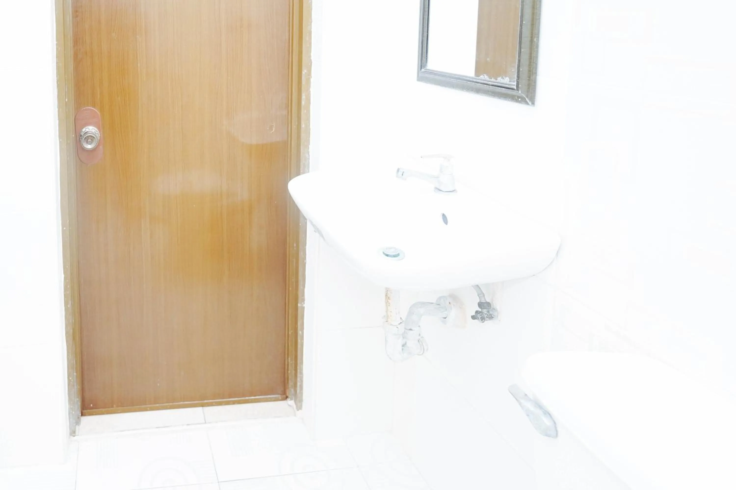 Bathroom in C Star Travellers Inn