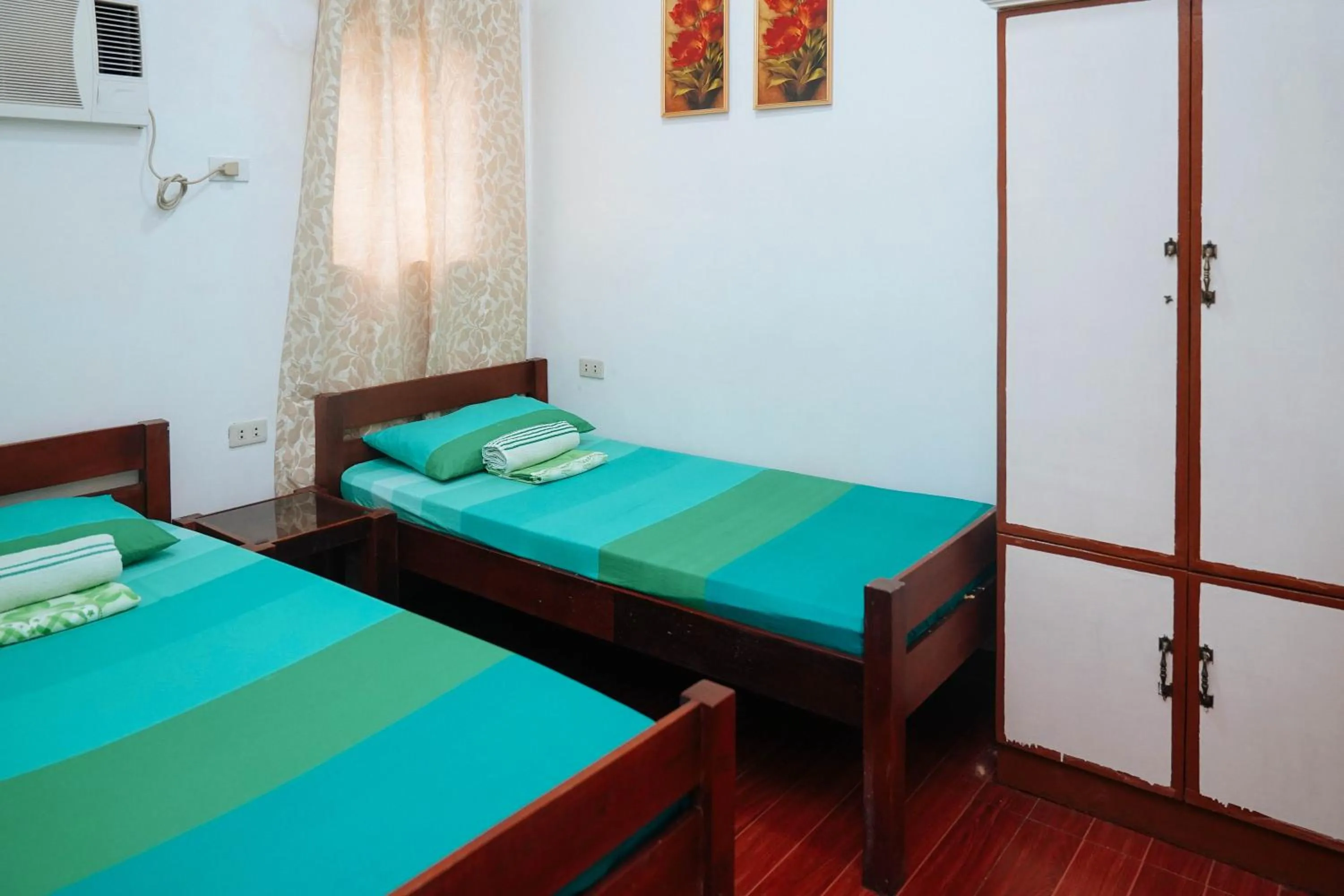 Bedroom, Bed in C Star Travellers Inn