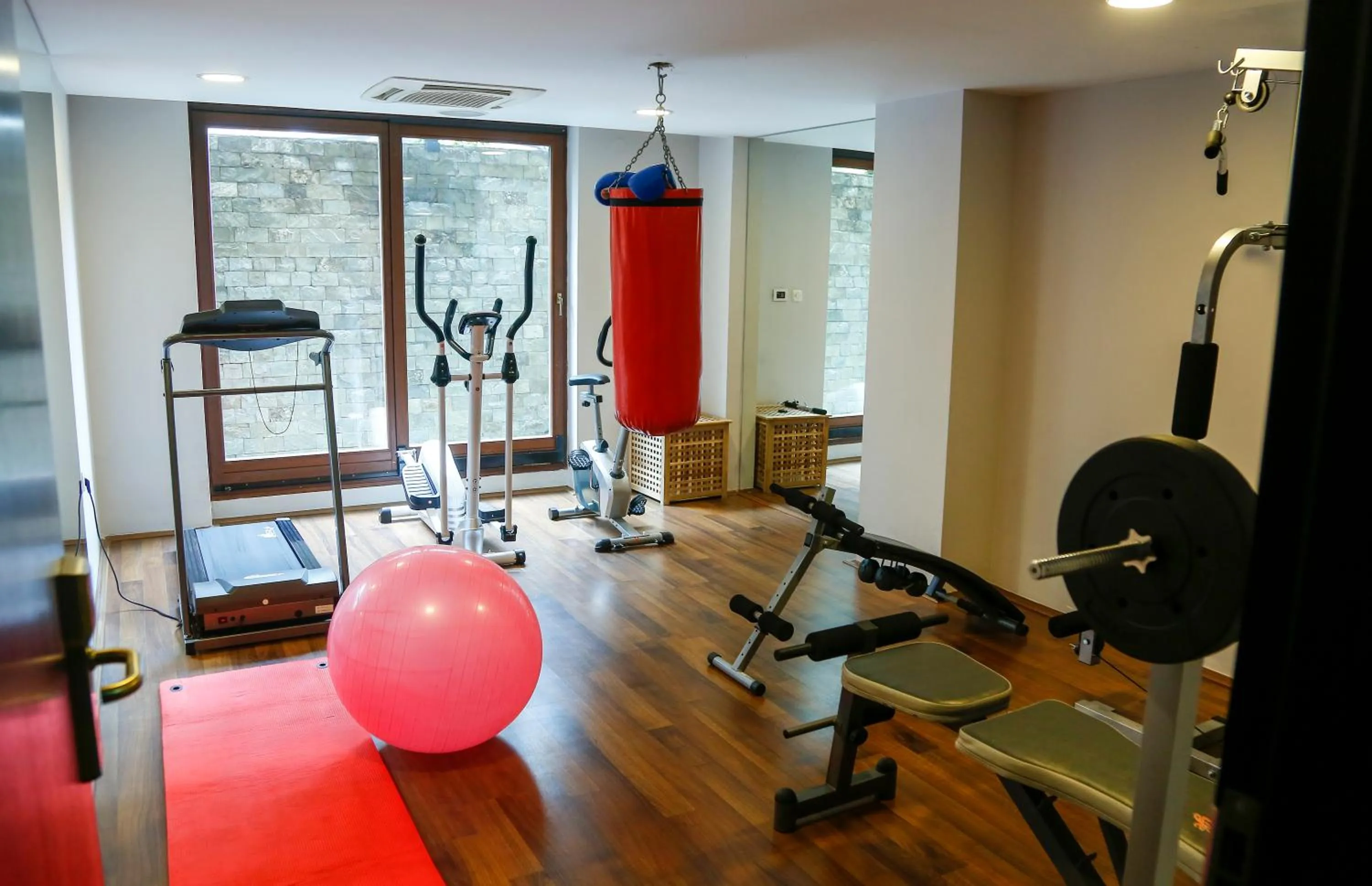 Fitness centre/facilities in Hotel Dolce International