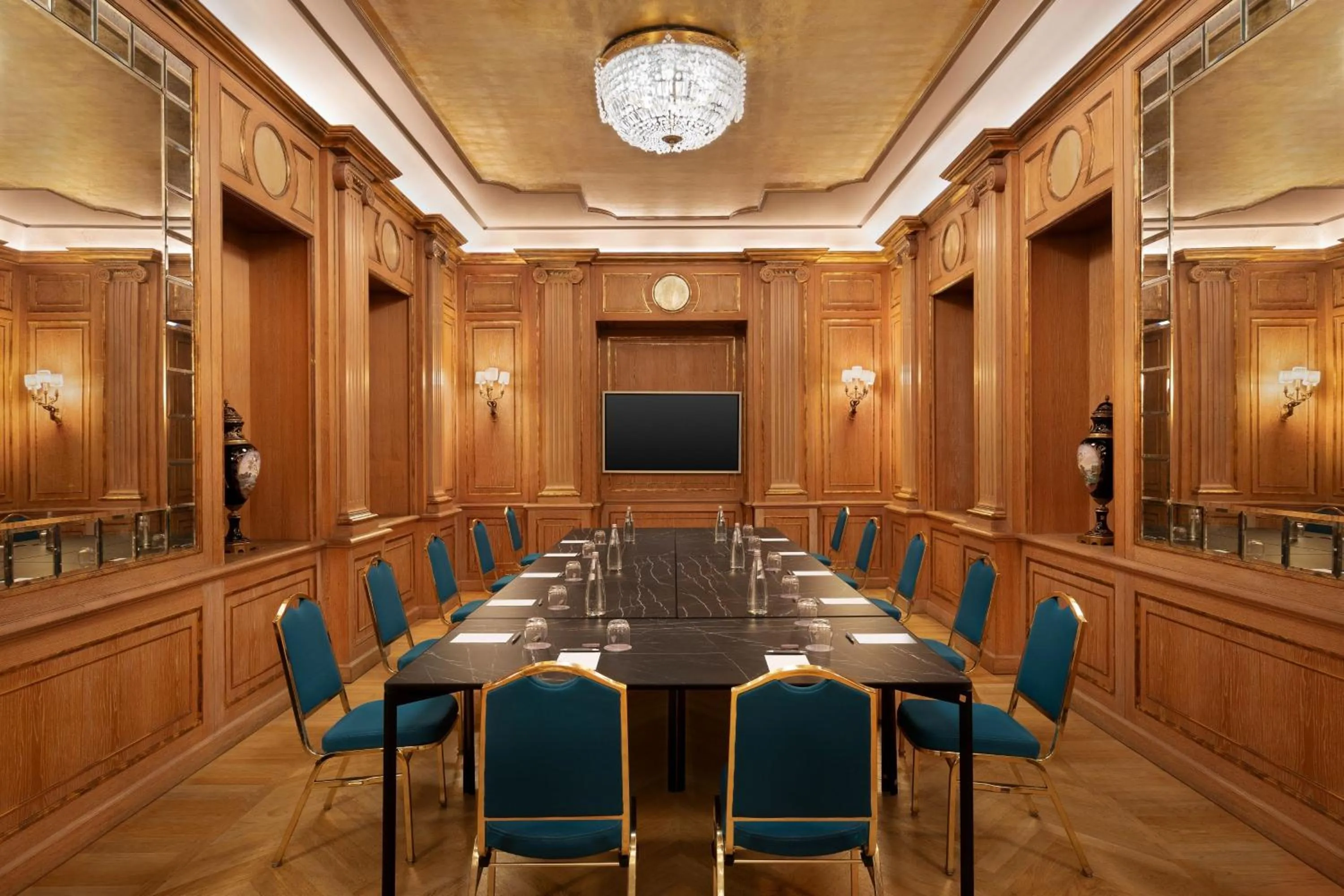 Meeting/conference room in The Westin Palace, Milan