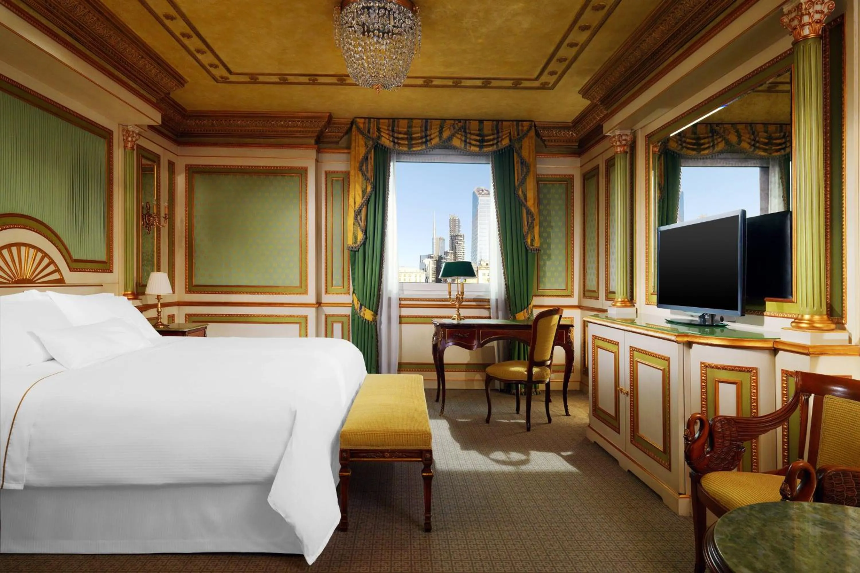 Photo of the whole room, Bed in The Westin Palace, Milan