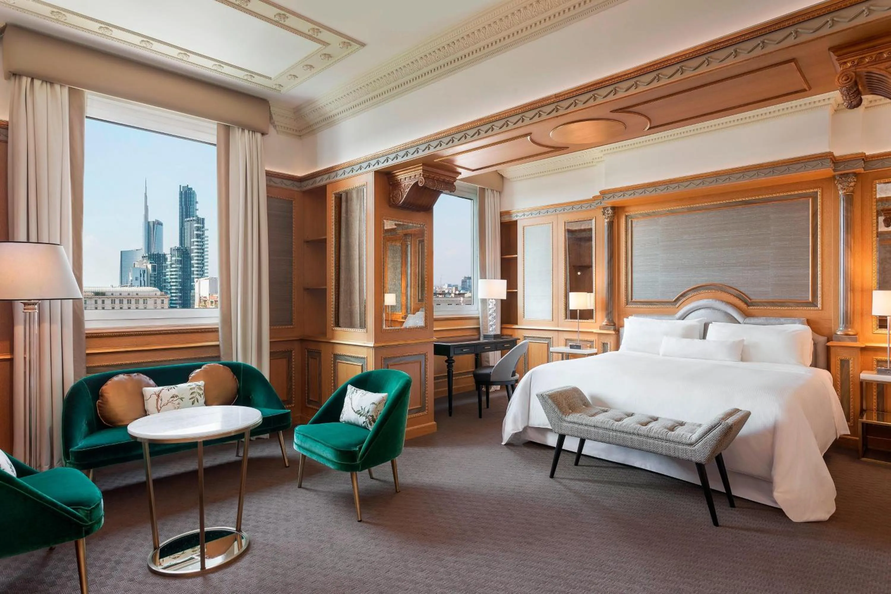 Photo of the whole room, Bed in The Westin Palace, Milan
