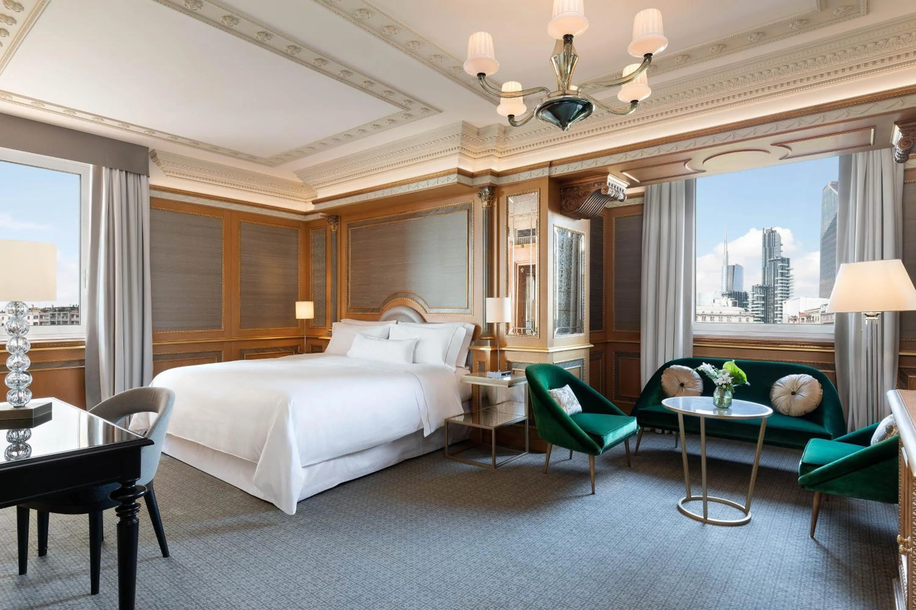 Photo of the whole room, Bed in The Westin Palace, Milan