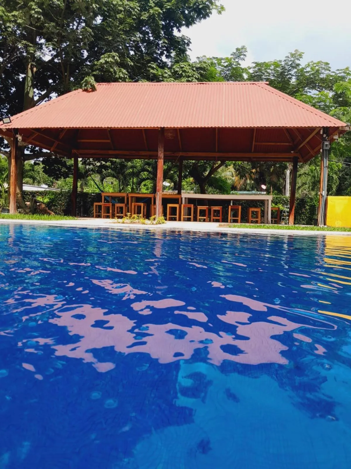 Swimming pool in Garden Suites Comalcalco