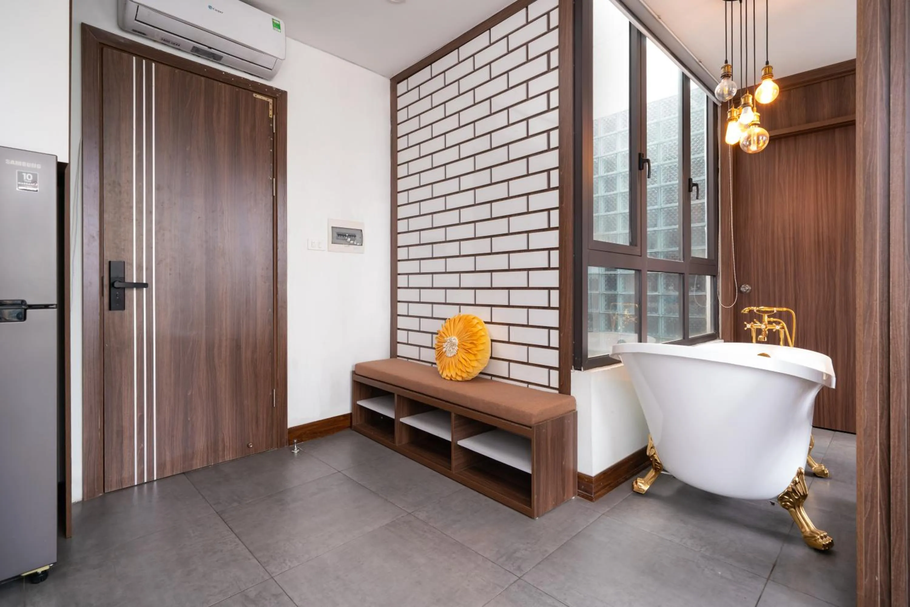 Bed in Sabi Home Tay Ho Hanoi