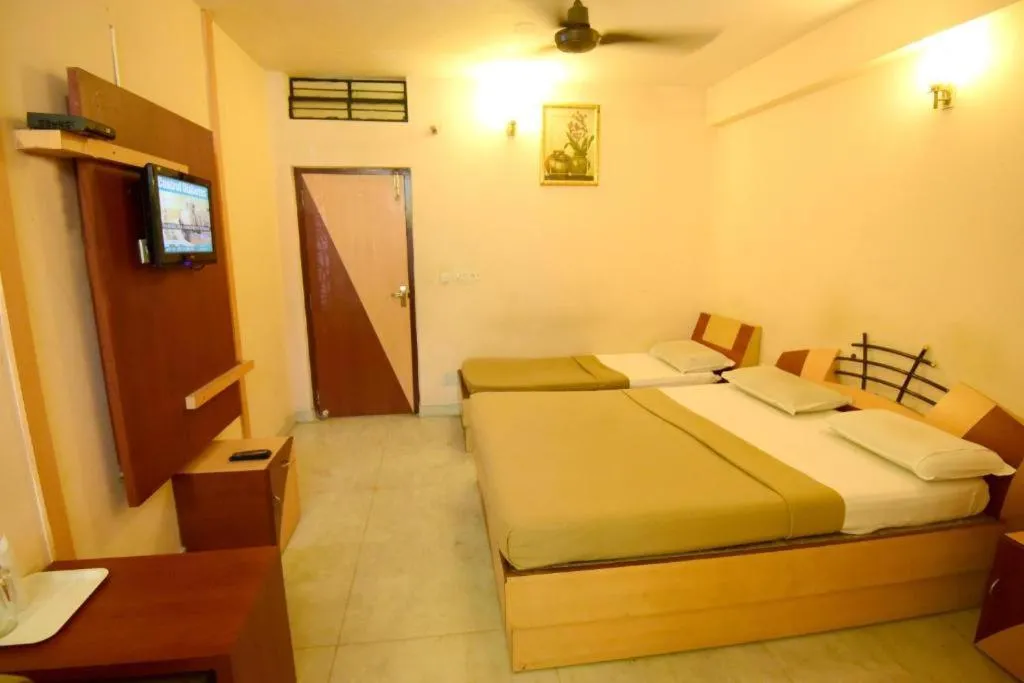 Bedroom, Bed in Shastri Paradise opst to KSRTC Bus Stand