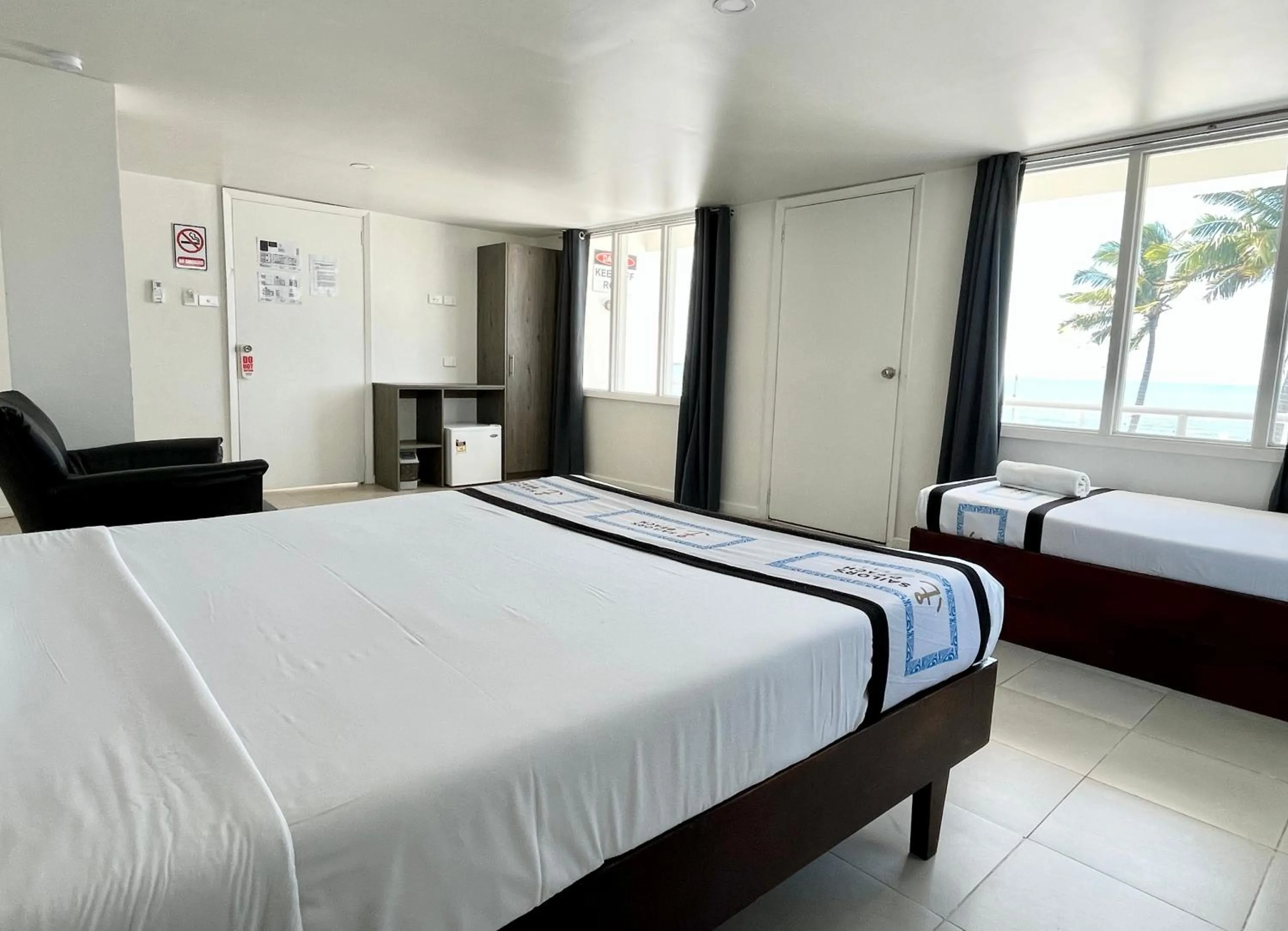 Bed in Sailors Beach Fiji