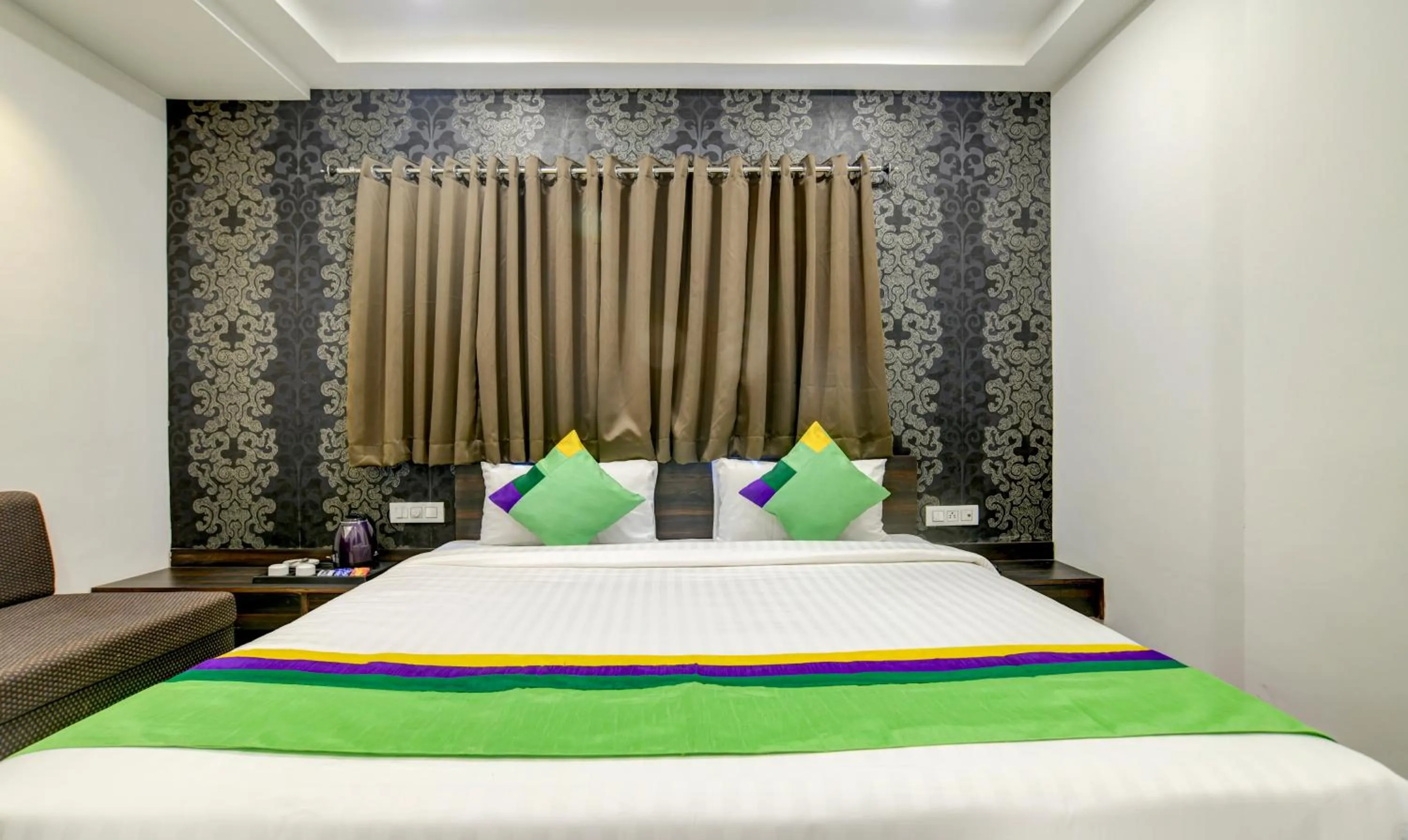 Bedroom, Bed in Treebo Grand Euro Pipliyahana Square