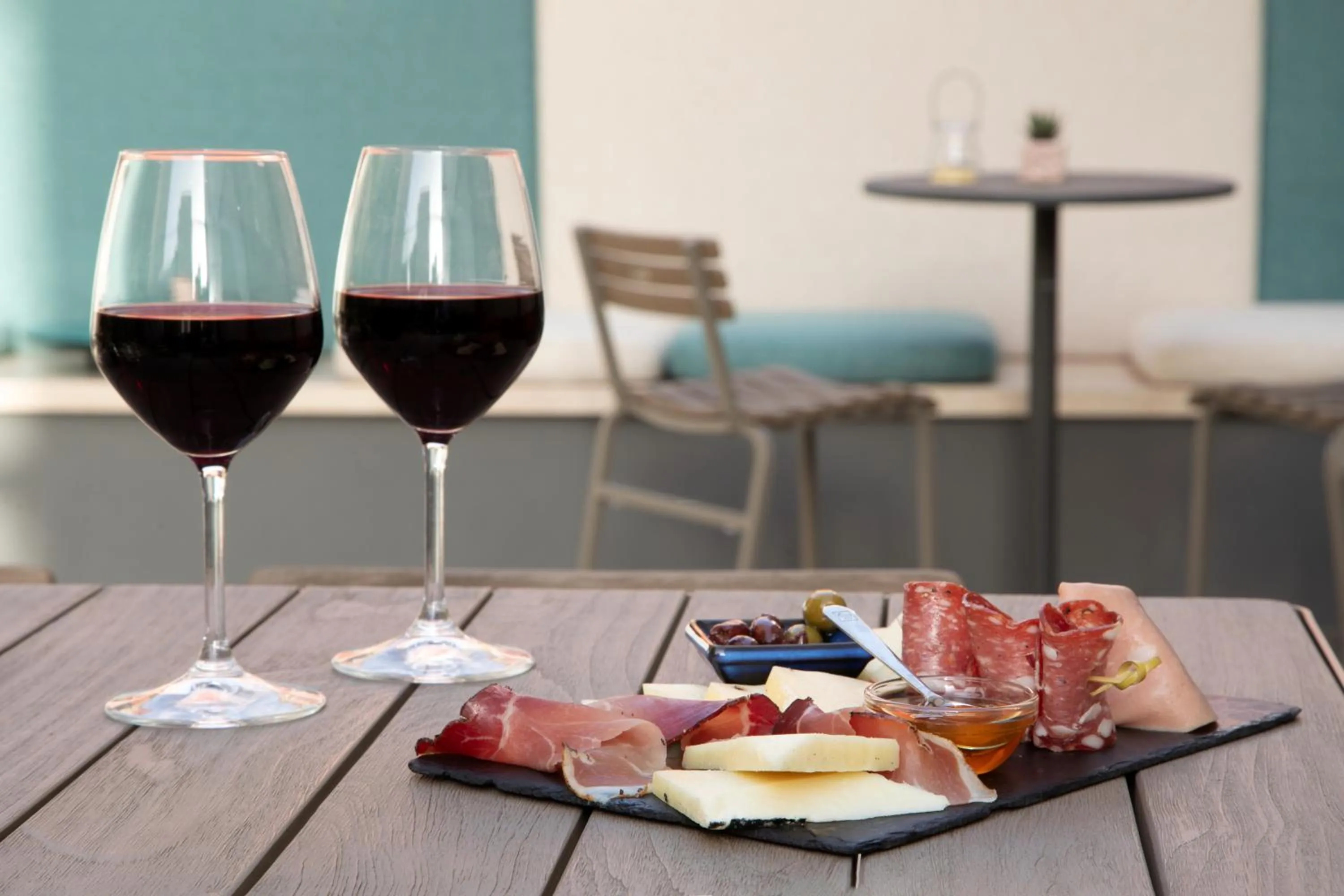 Restaurant/places to eat in Best Western Plus Hotel Spring House