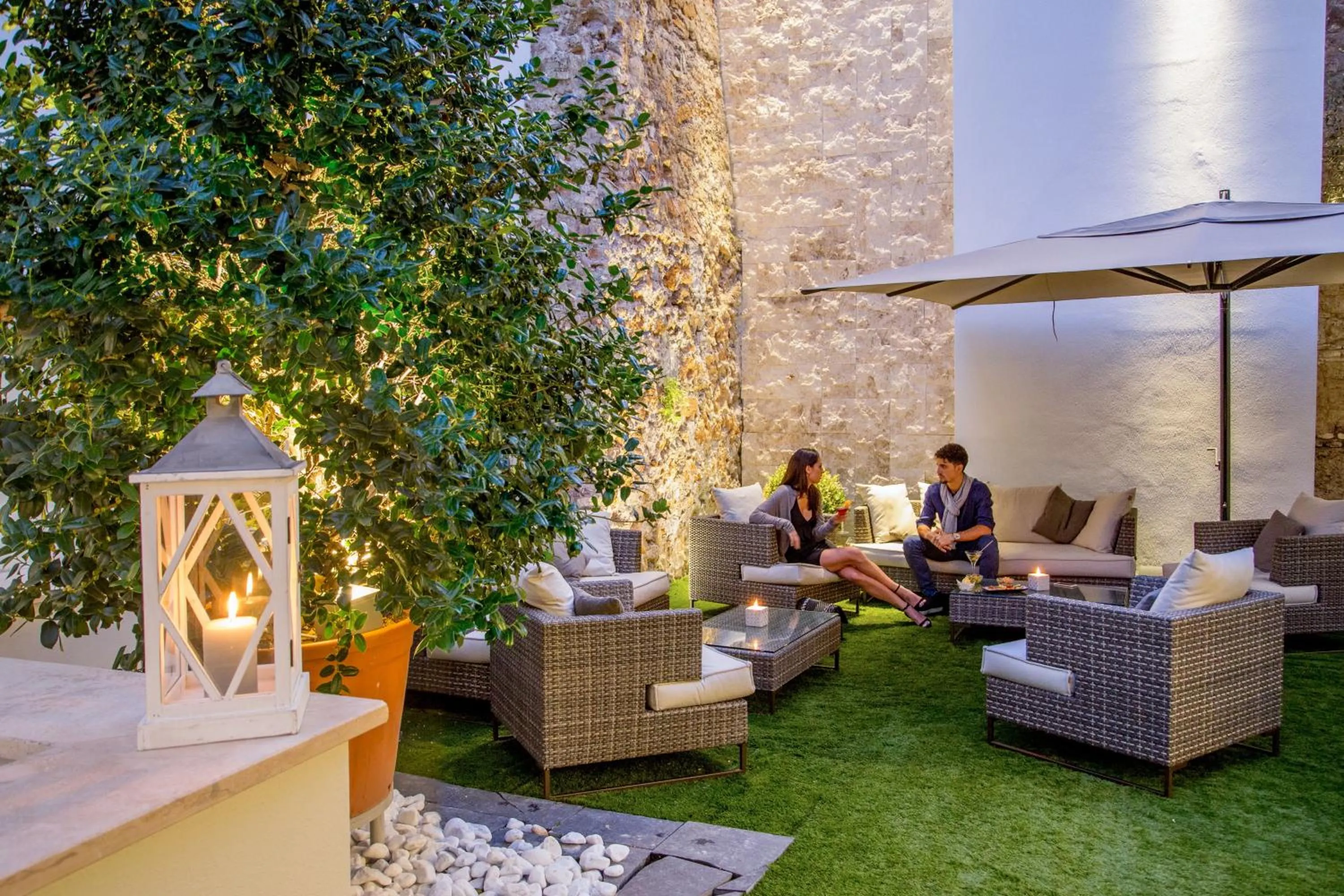 Garden in Best Western Plus Hotel Spring House