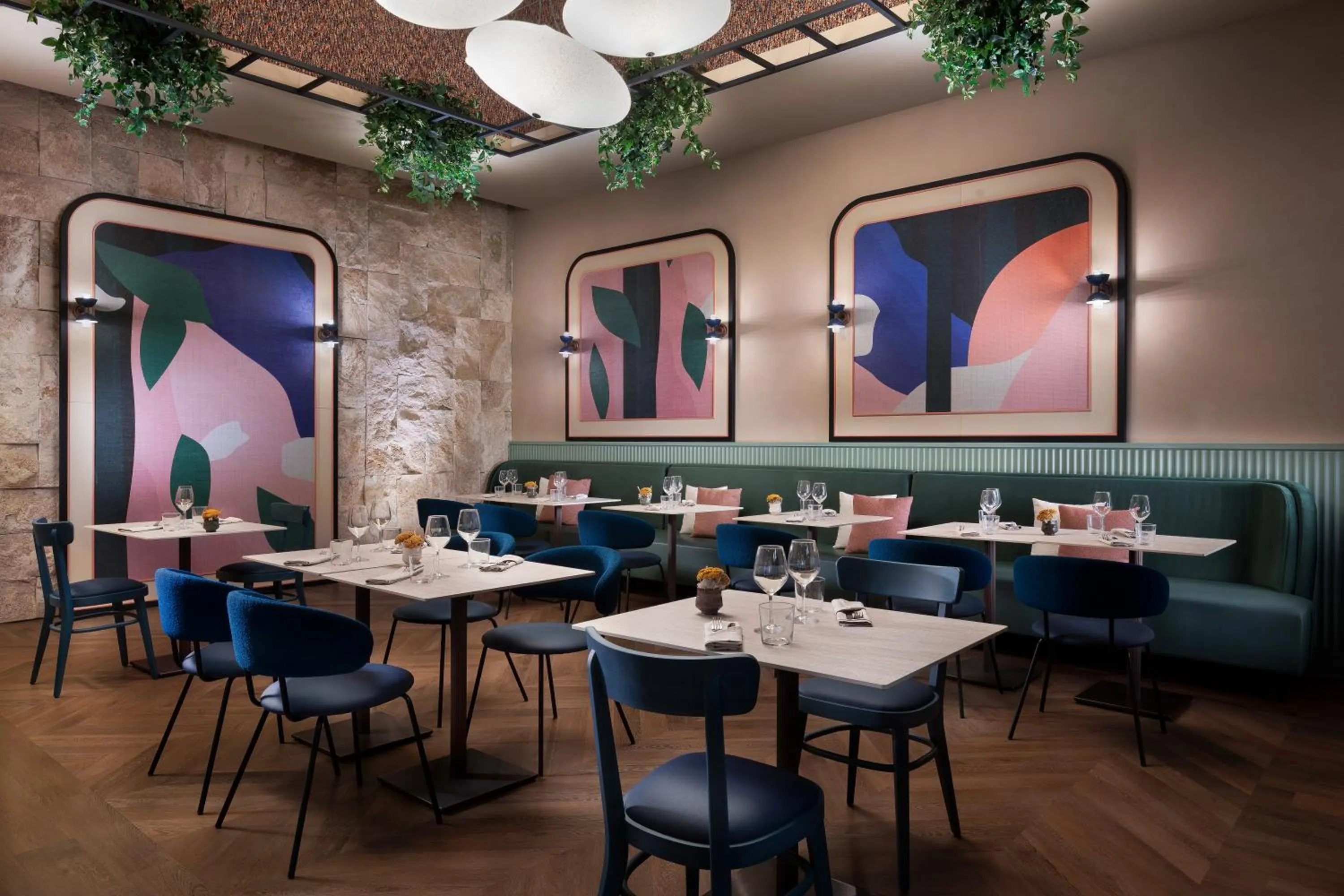 Restaurant/places to eat in Best Western Plus Hotel Spring House