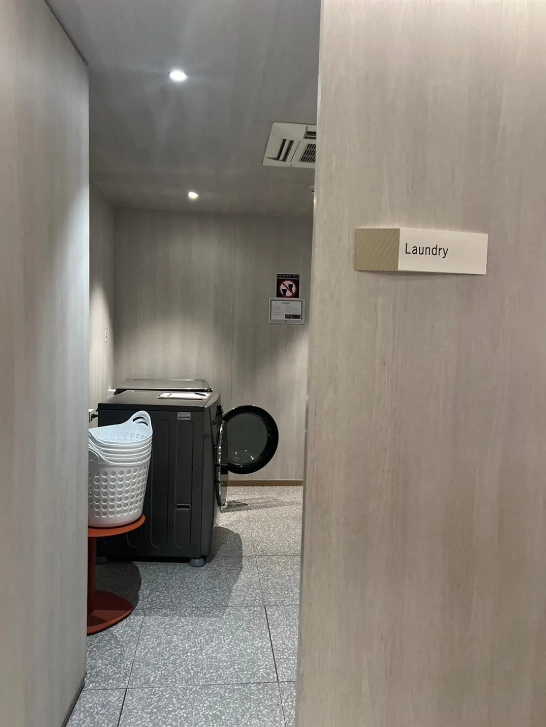 washing machine in Shama Yen-Akat Bangkok