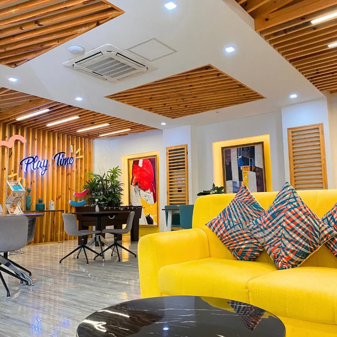 Living room in Luxebridge Hotel