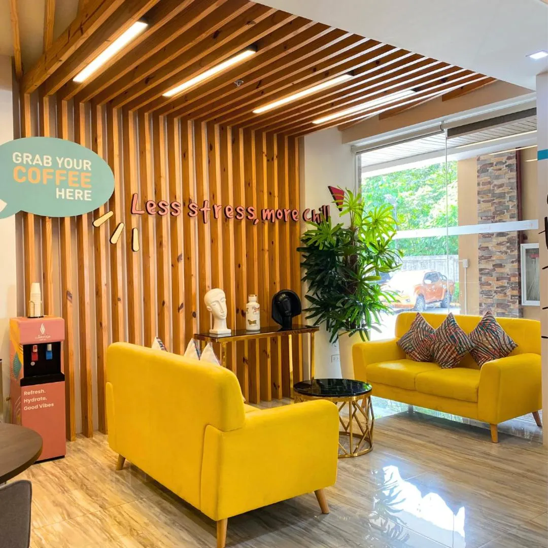 Living room in Luxebridge Hotel