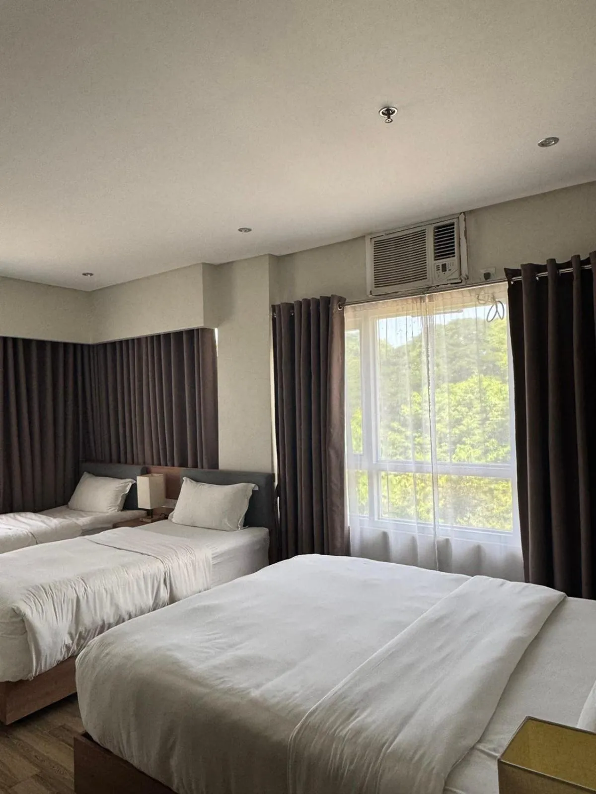 Bed in Luxebridge Hotel