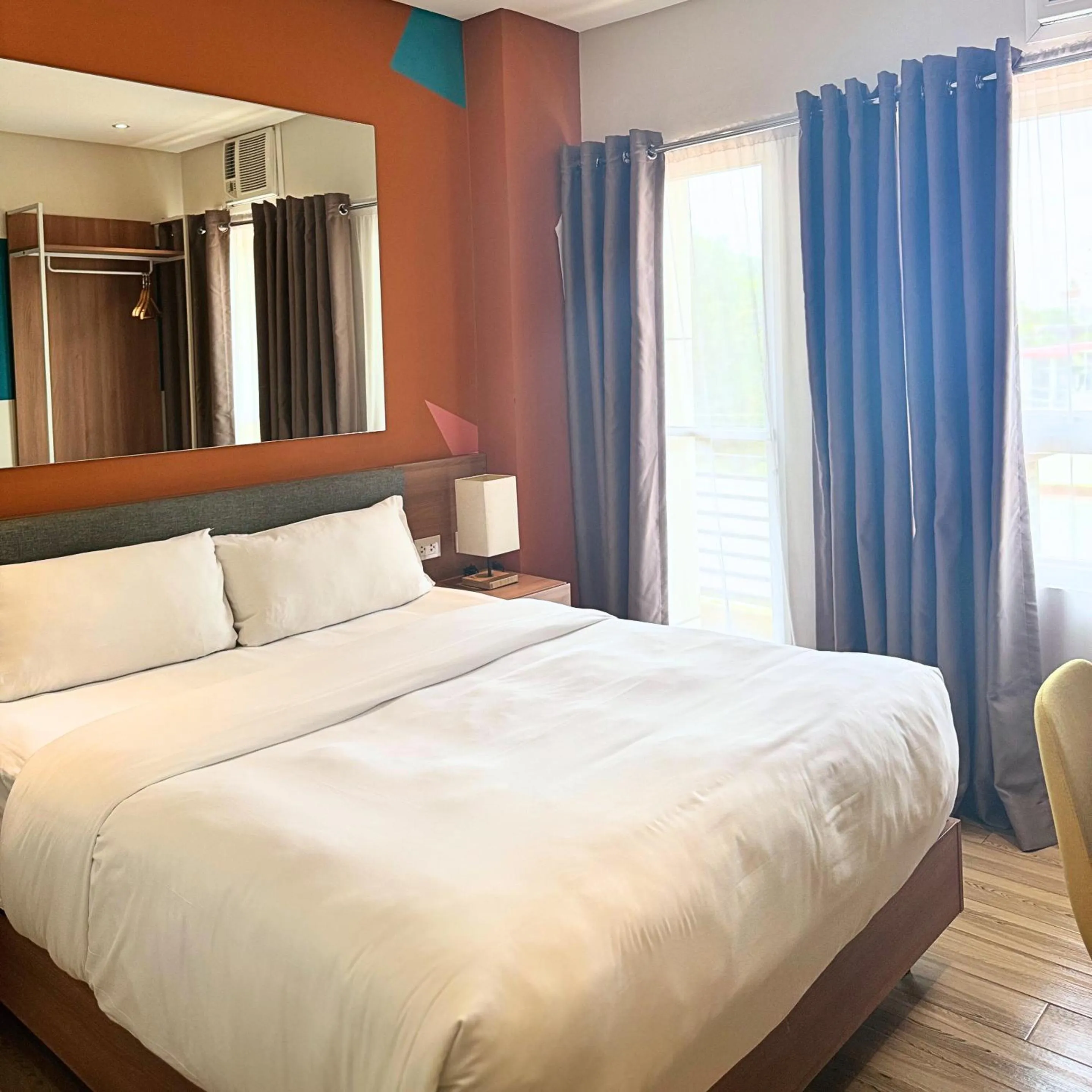 Bed in Luxebridge Hotel