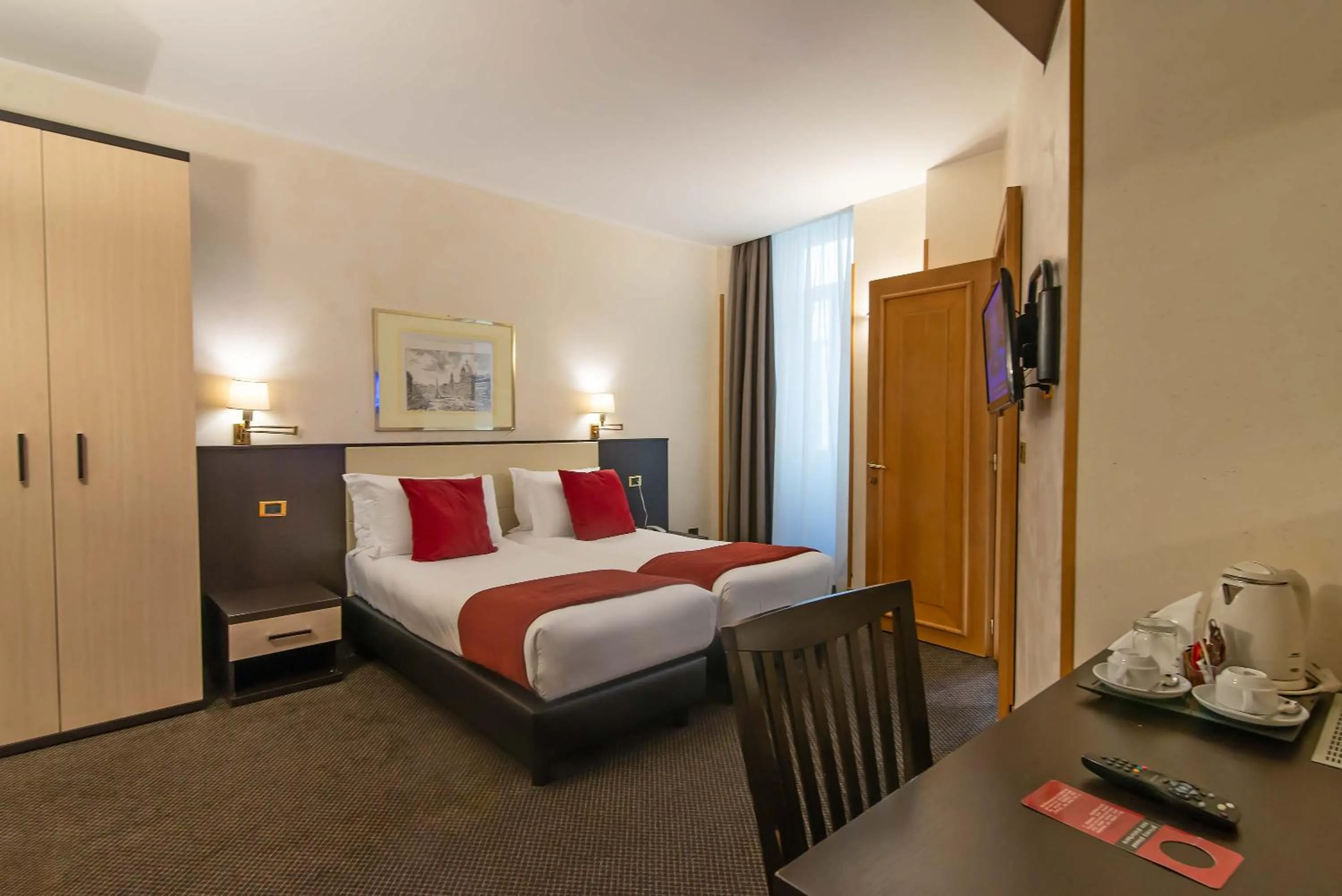 Photo of the whole room, Bed in Hotel Tritone