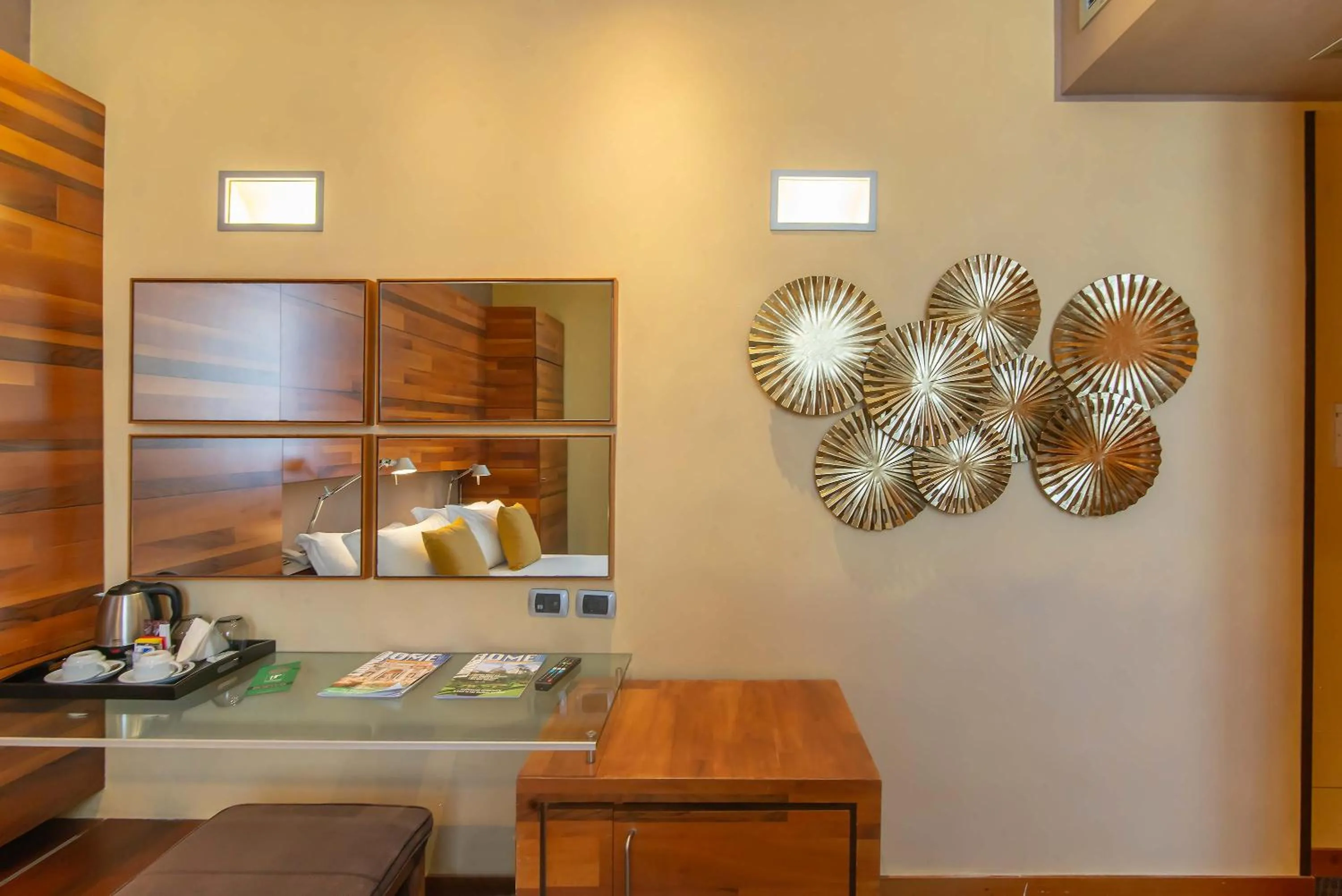 Decorative detail in Hotel Tritone