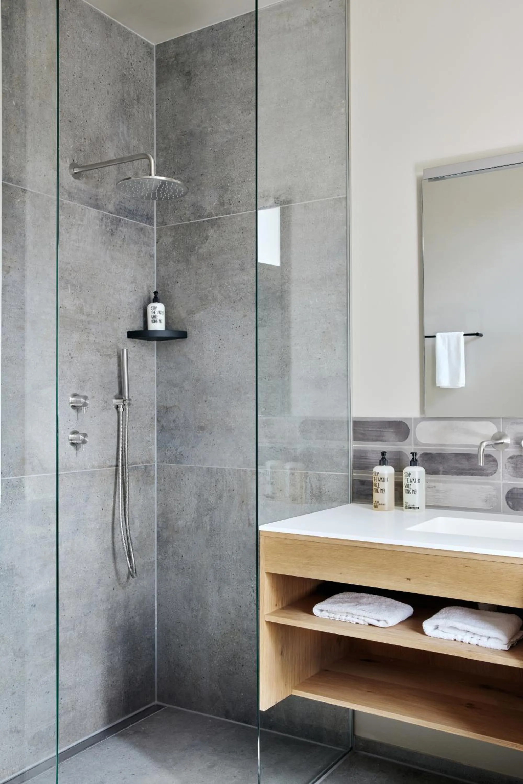 Shower in Apartments by Brøchner Hotels