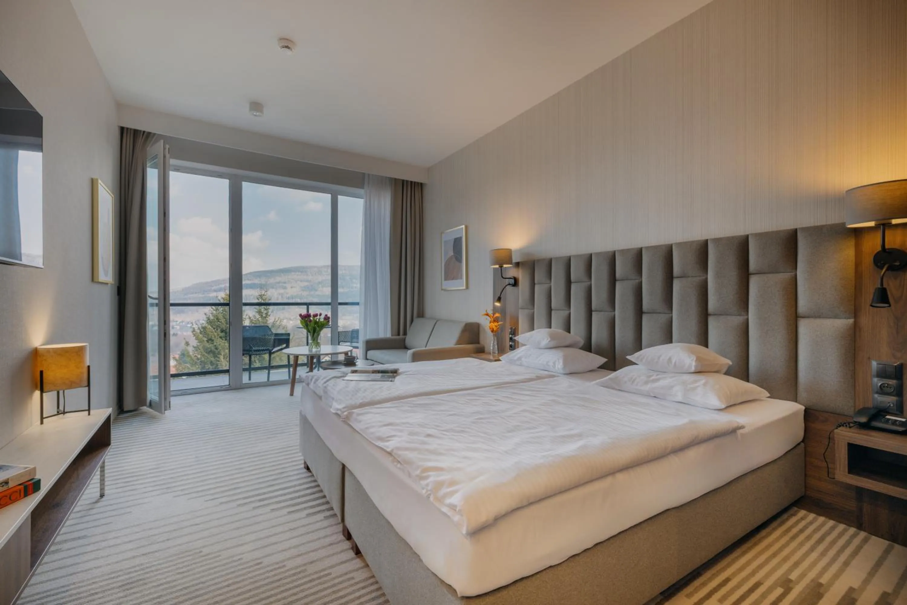 Bed in Elements Hotel&Spa