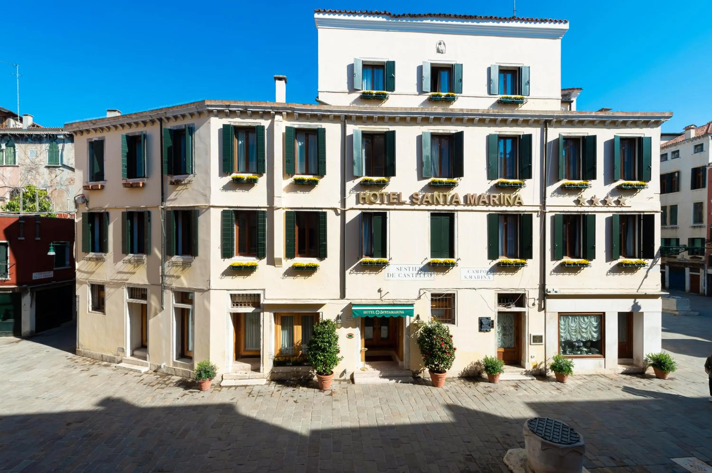 Property building in Hotel Santa Marina