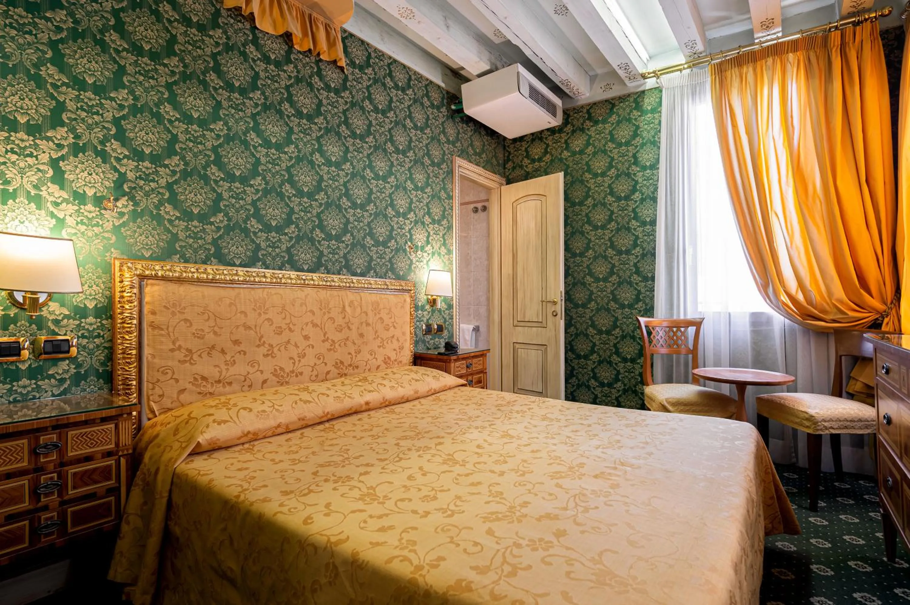 Bed in Hotel Santa Marina