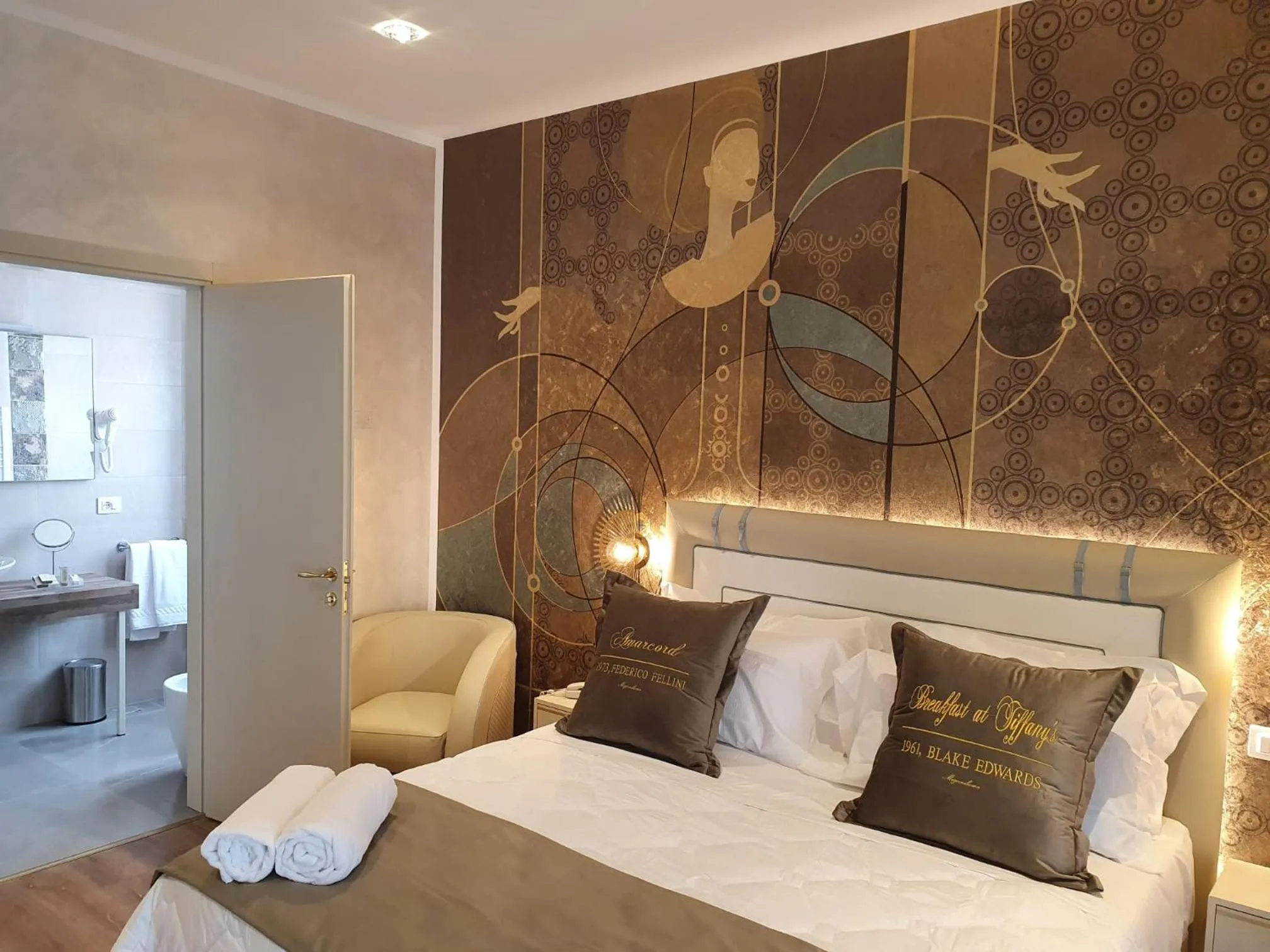 Bedroom, Bed in Amsterdam Suite Hotel & SPA