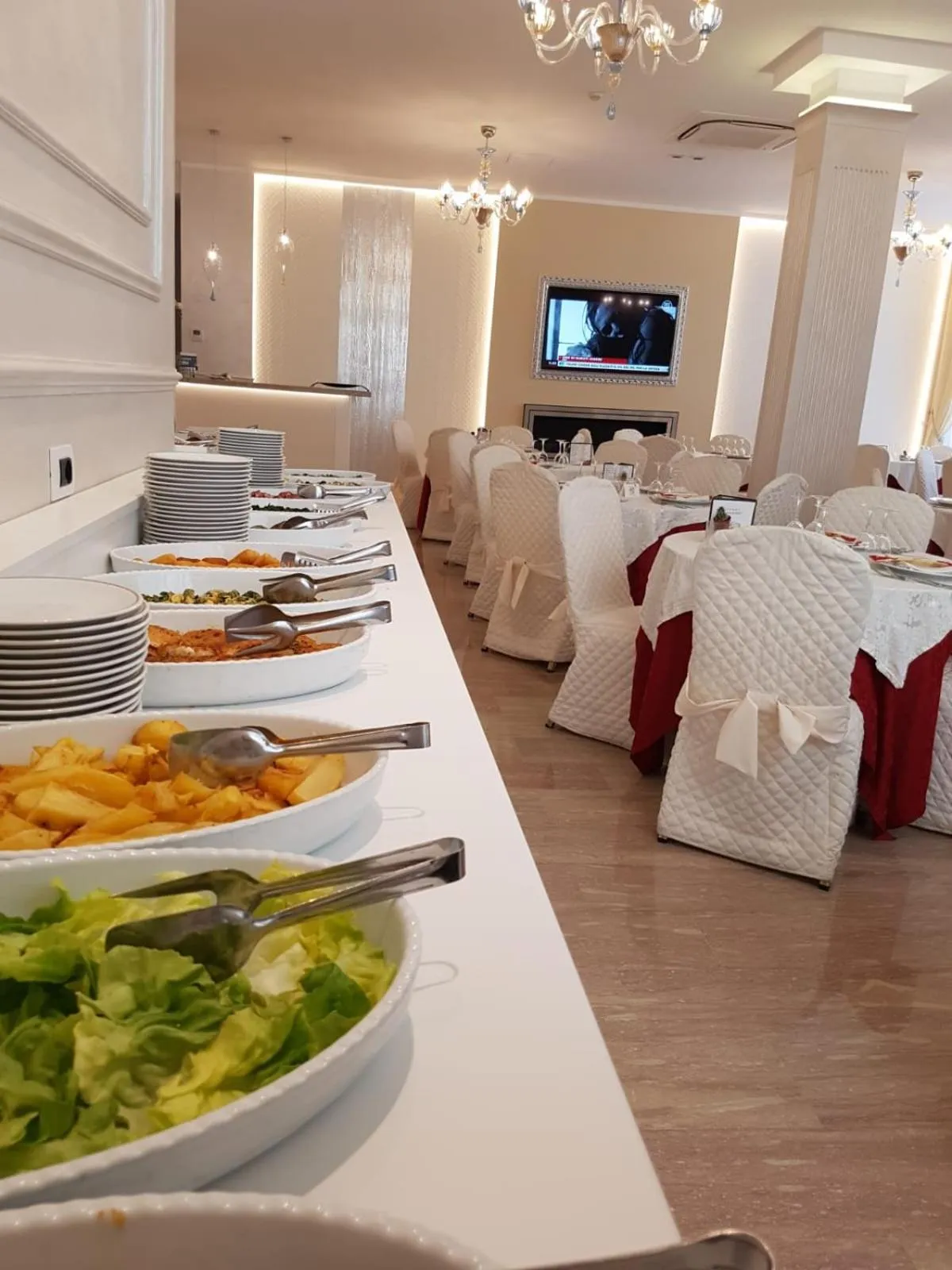 Restaurant/places to eat in Amsterdam Suite Hotel & SPA