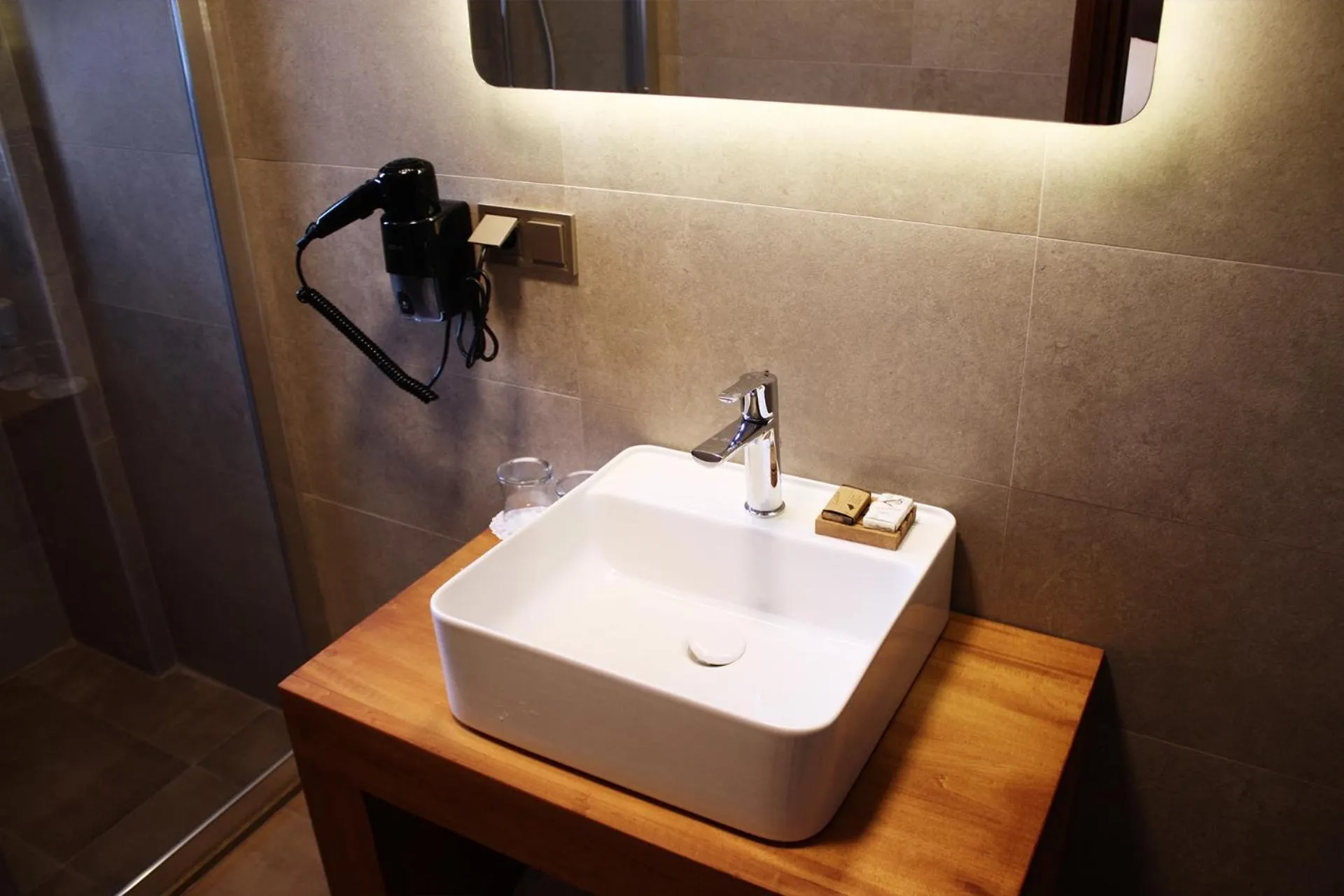 Bathroom in Pintura Urla Hotel