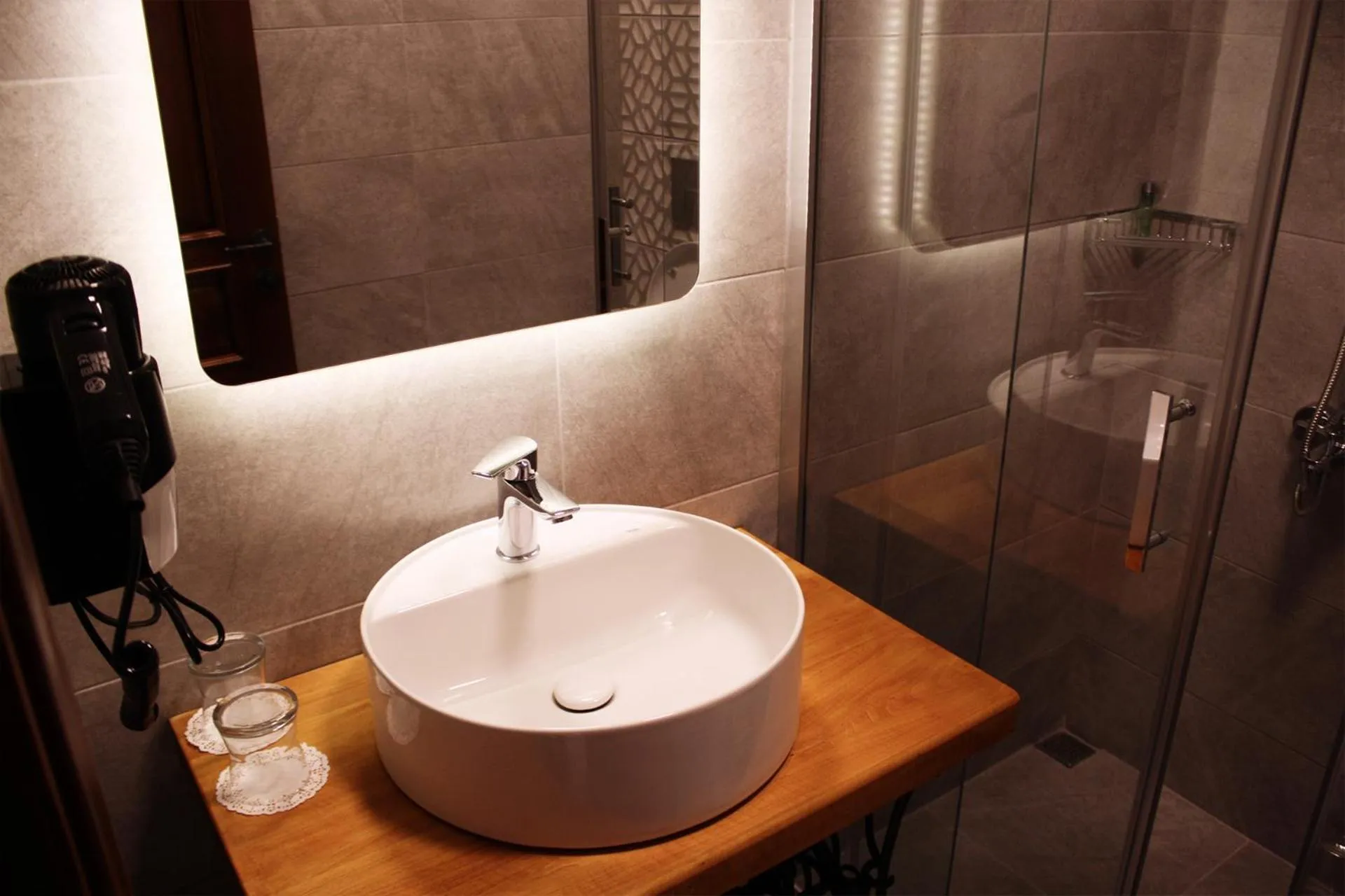 Bathroom in Pintura Urla Hotel