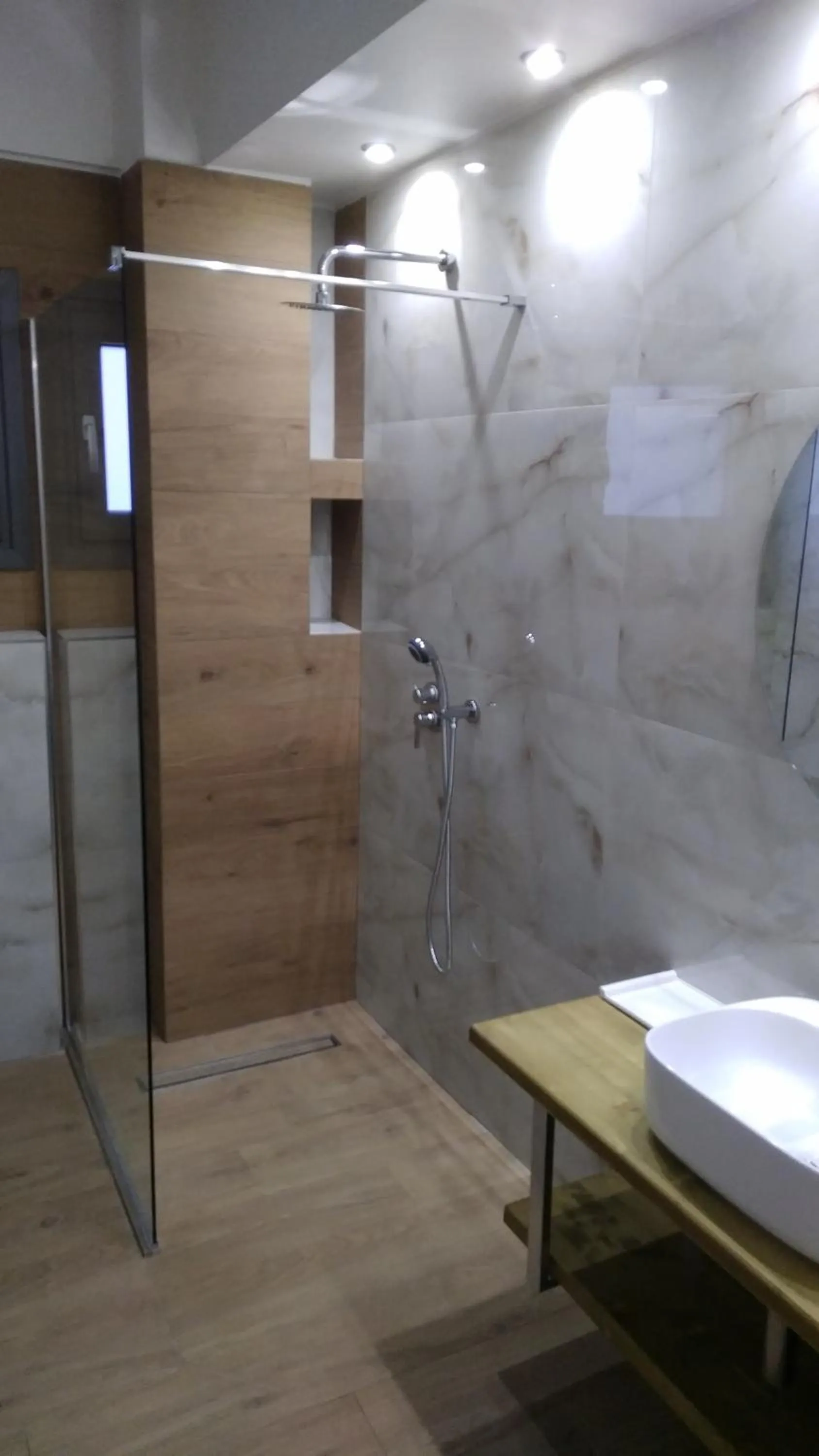 Bathroom in Psammites