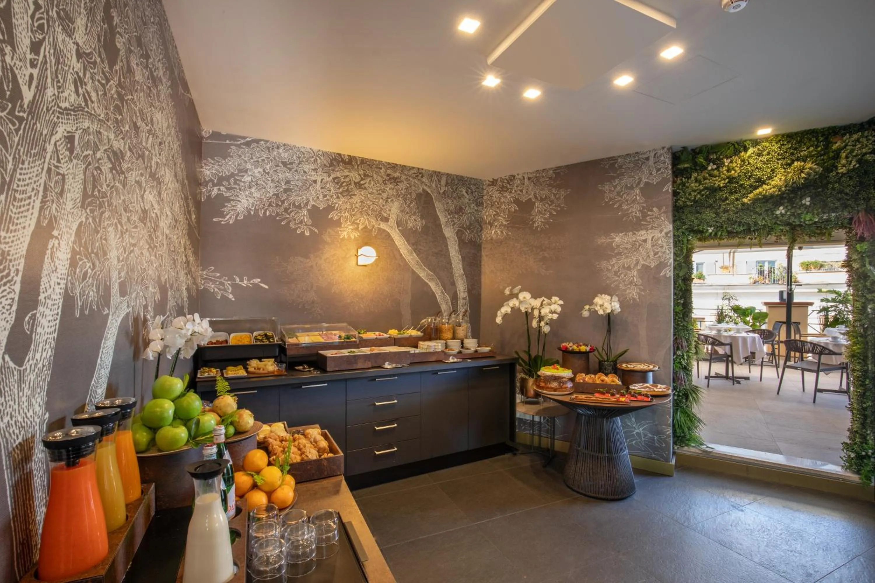 Breakfast in The Major Hotel