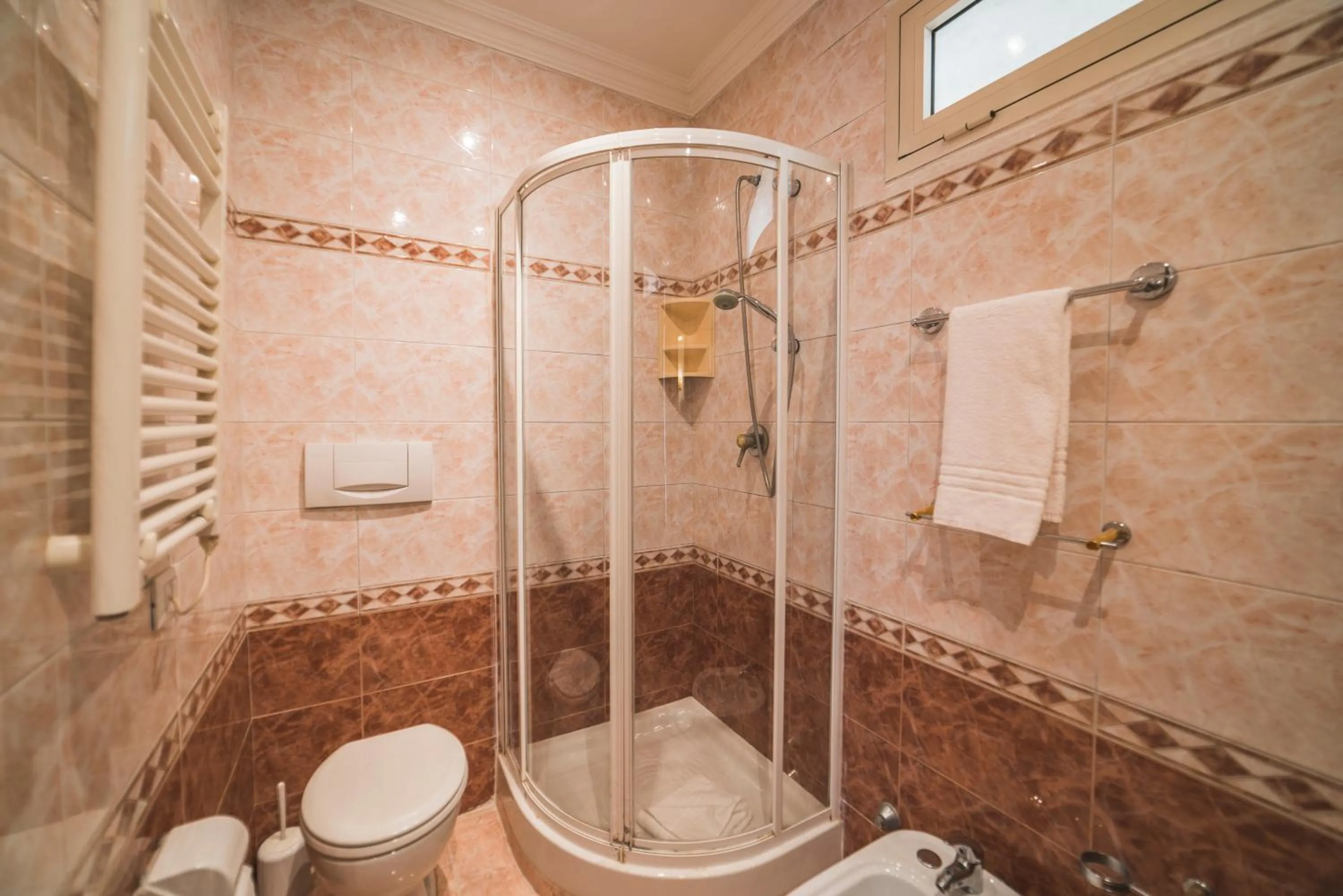 Shower in GH Hotel San Giusto