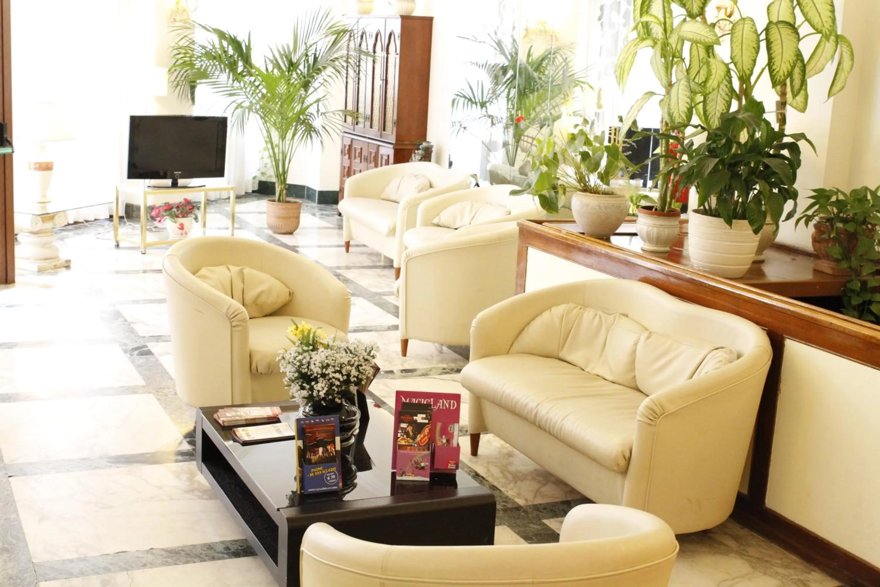 Lobby or reception in GH Hotel San Giusto