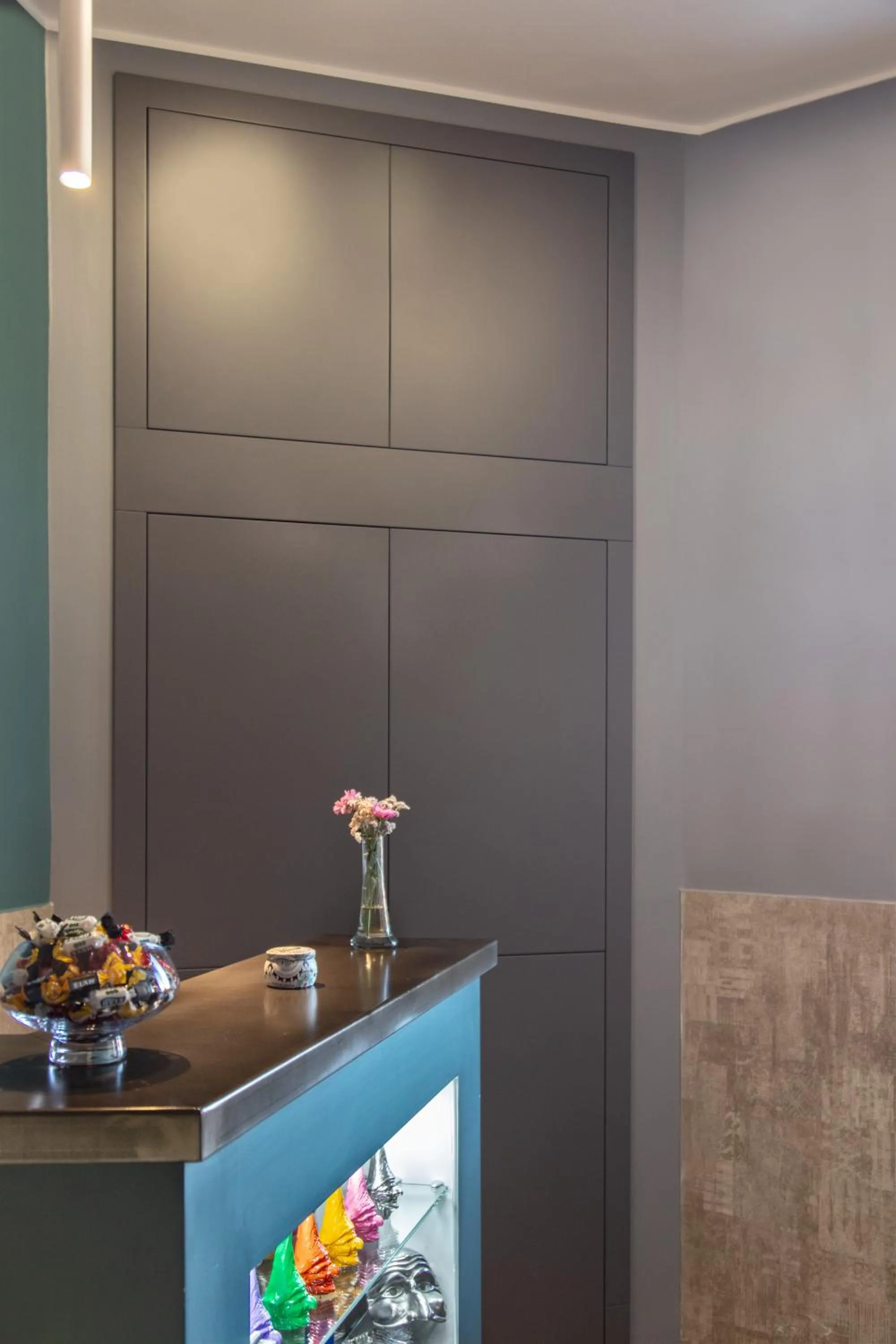 Bathroom in Enjoy Art