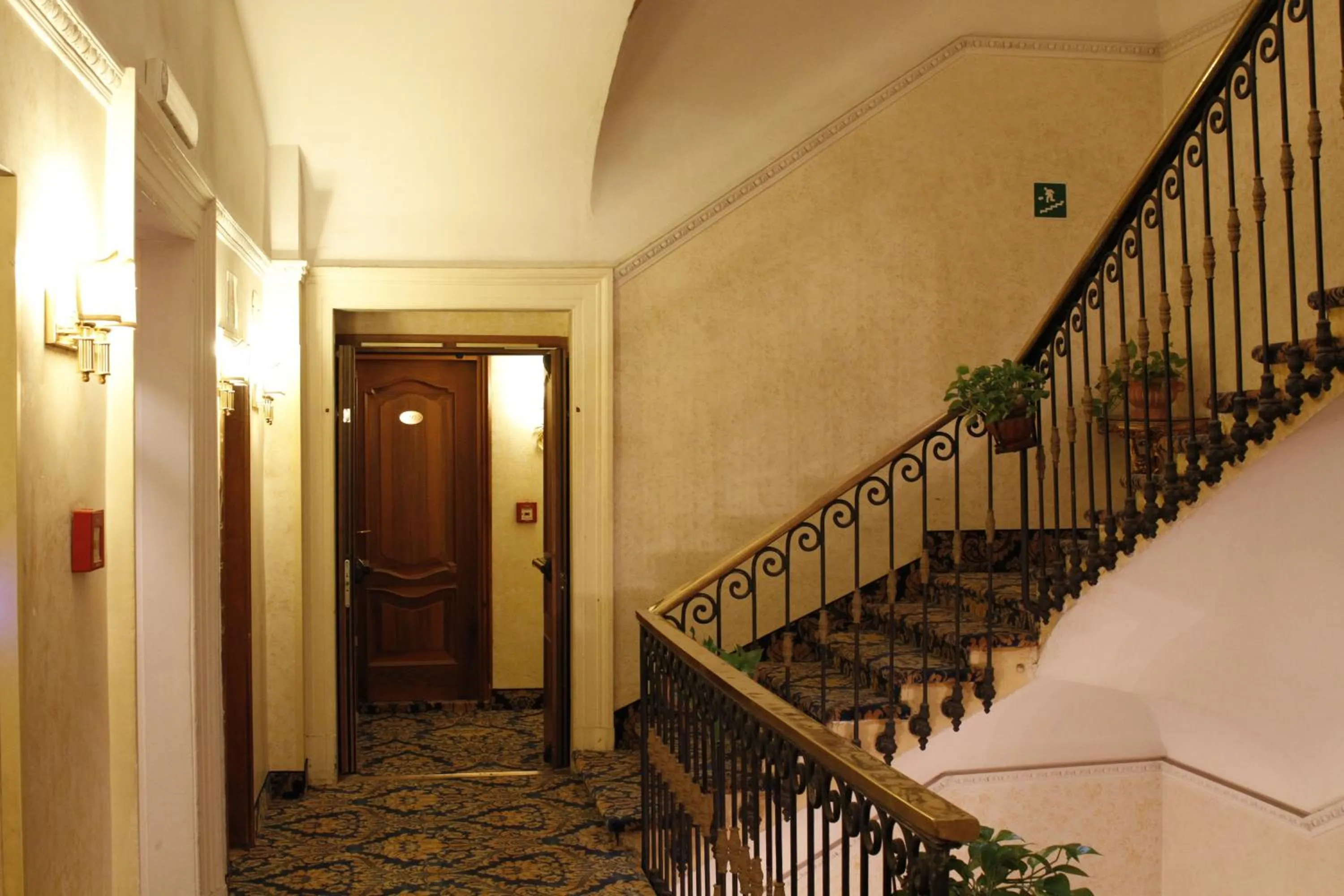 Decorative detail in Hotel Pace Helvezia