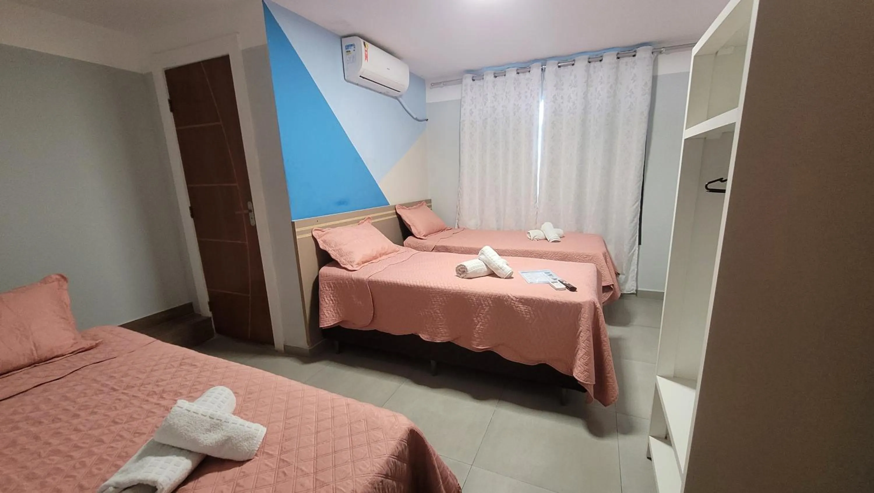 Photo of the whole room, Bed in Pousada Sol e Descanso - by Easy Hotéis