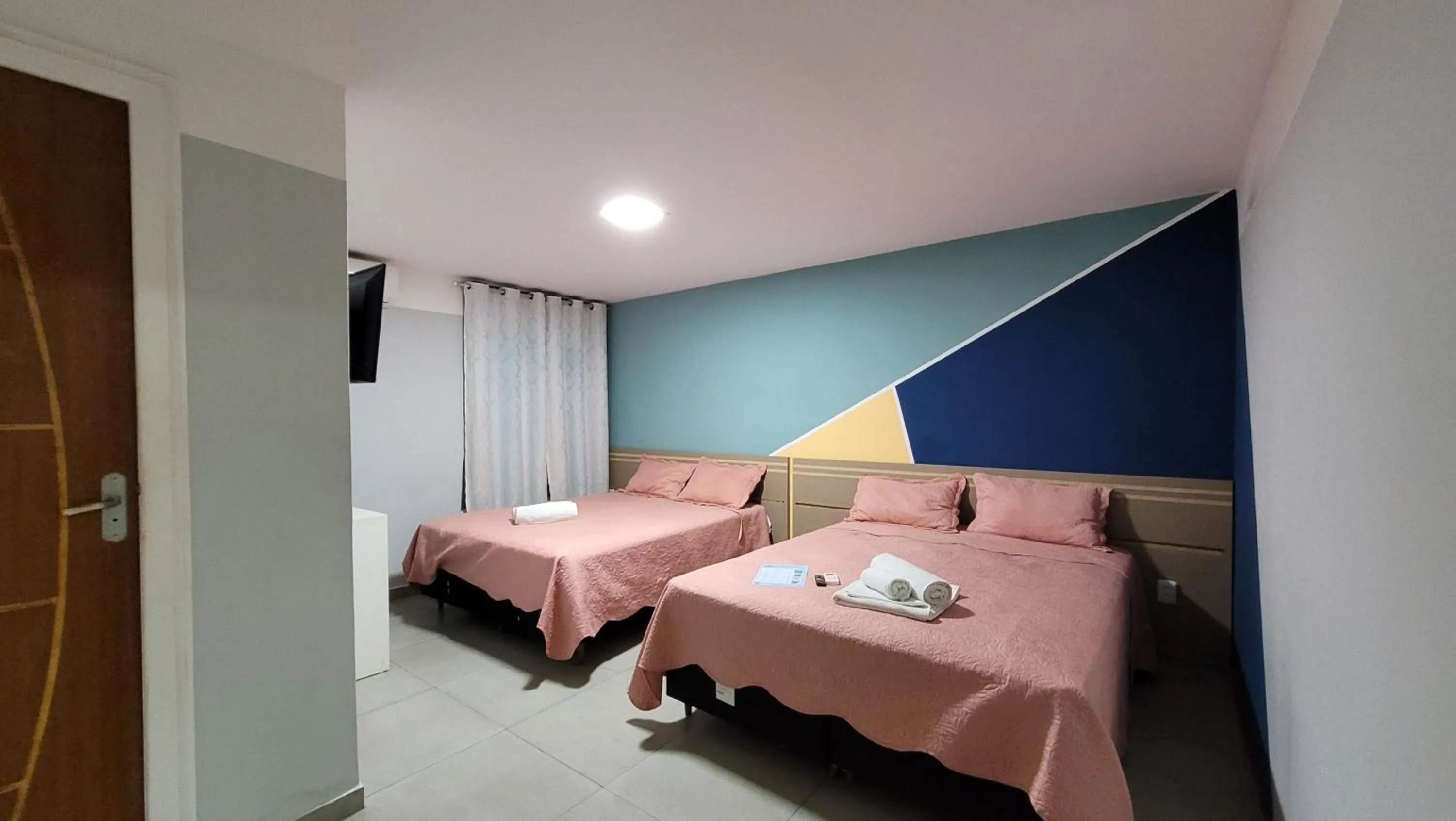 Photo of the whole room, Bed in Pousada Sol e Descanso - by Easy Hotéis