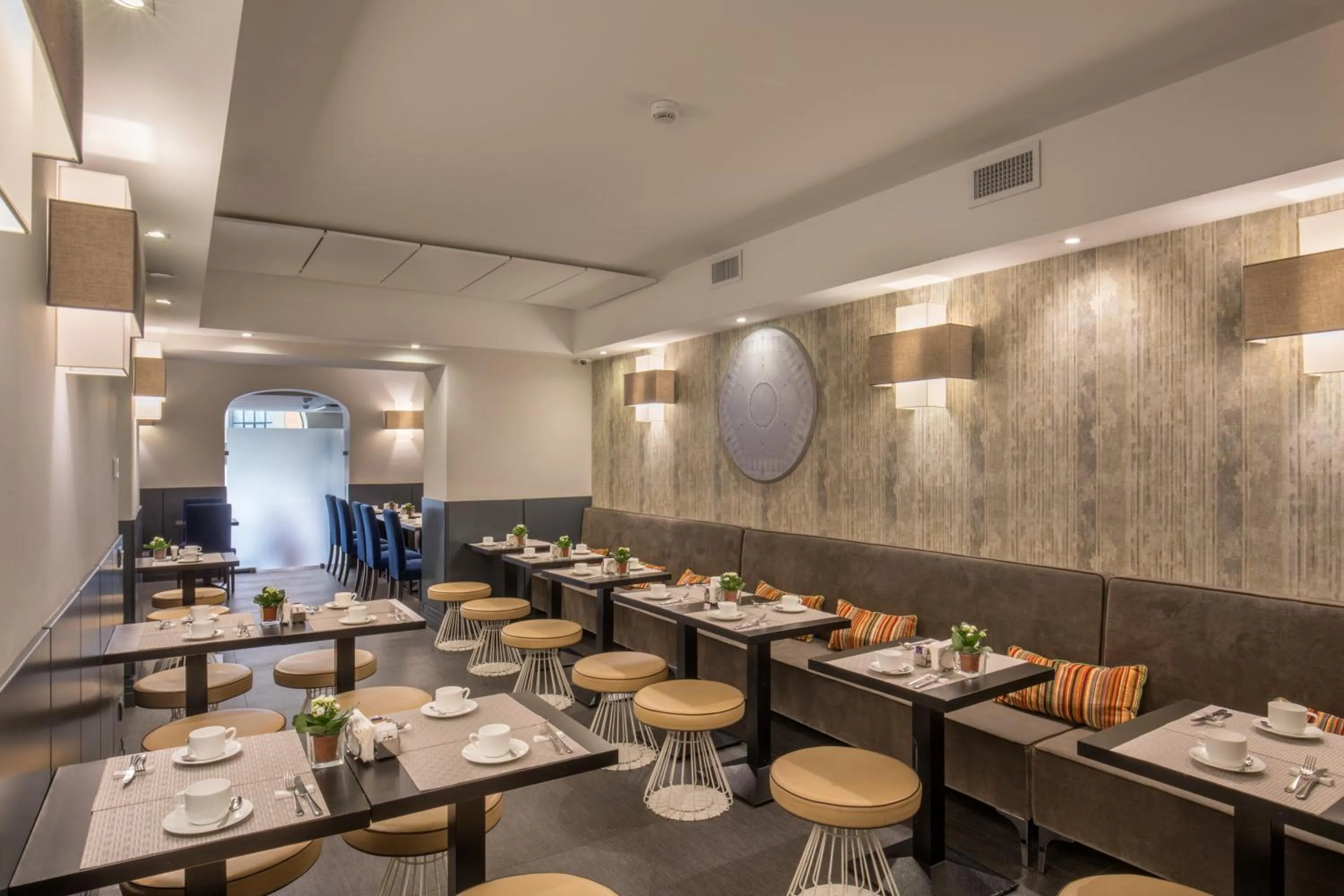 Breakfast in The Republic