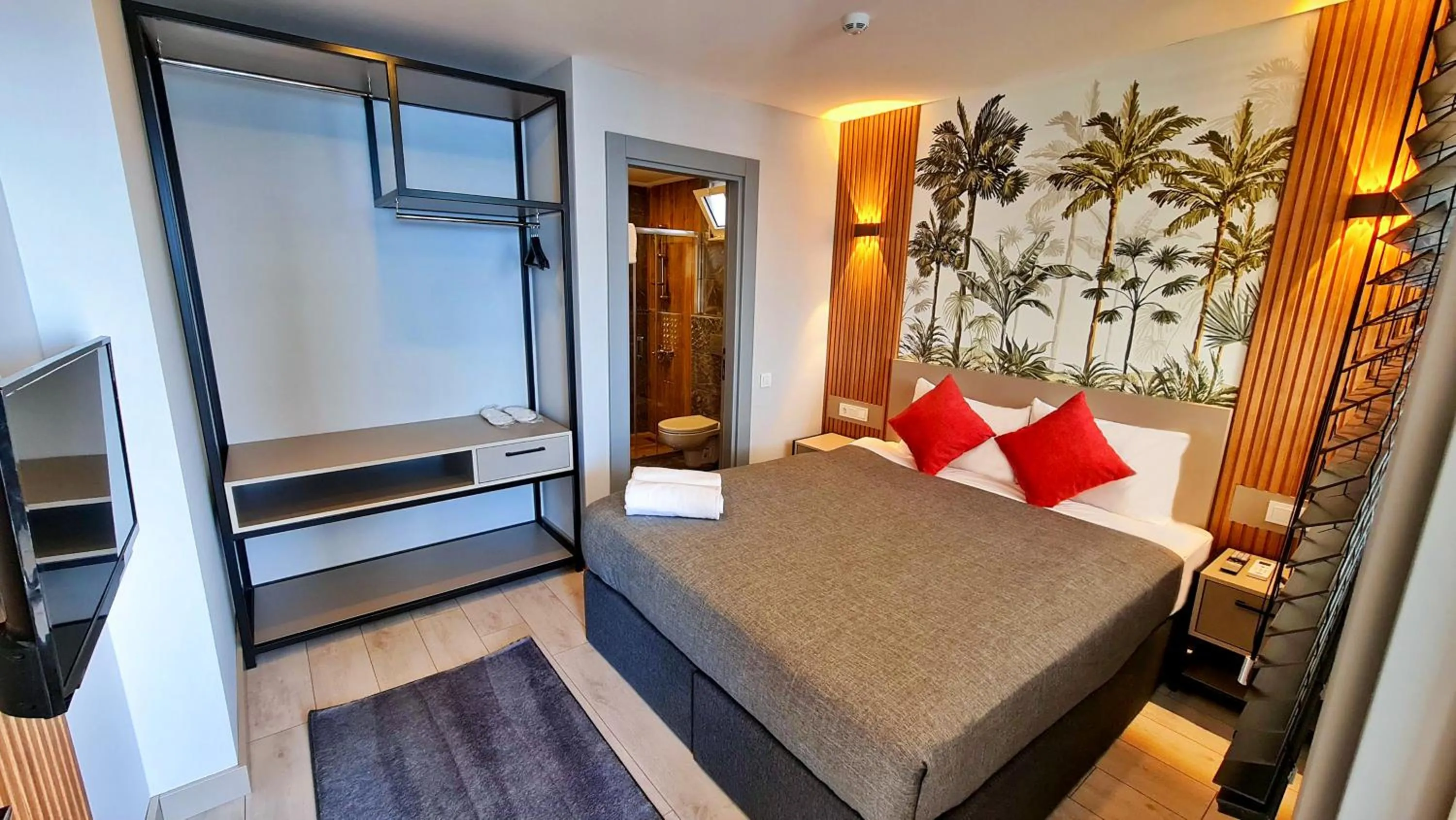 Bedroom, Bed in Letstay Panorama Suites
