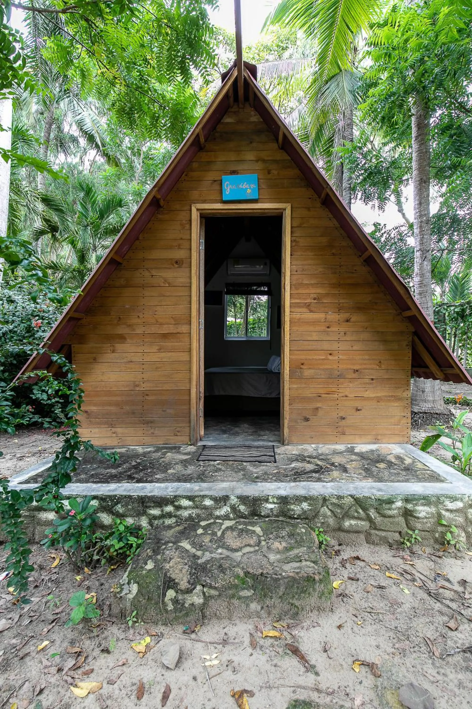 Facade/entrance in Hostal Campomar