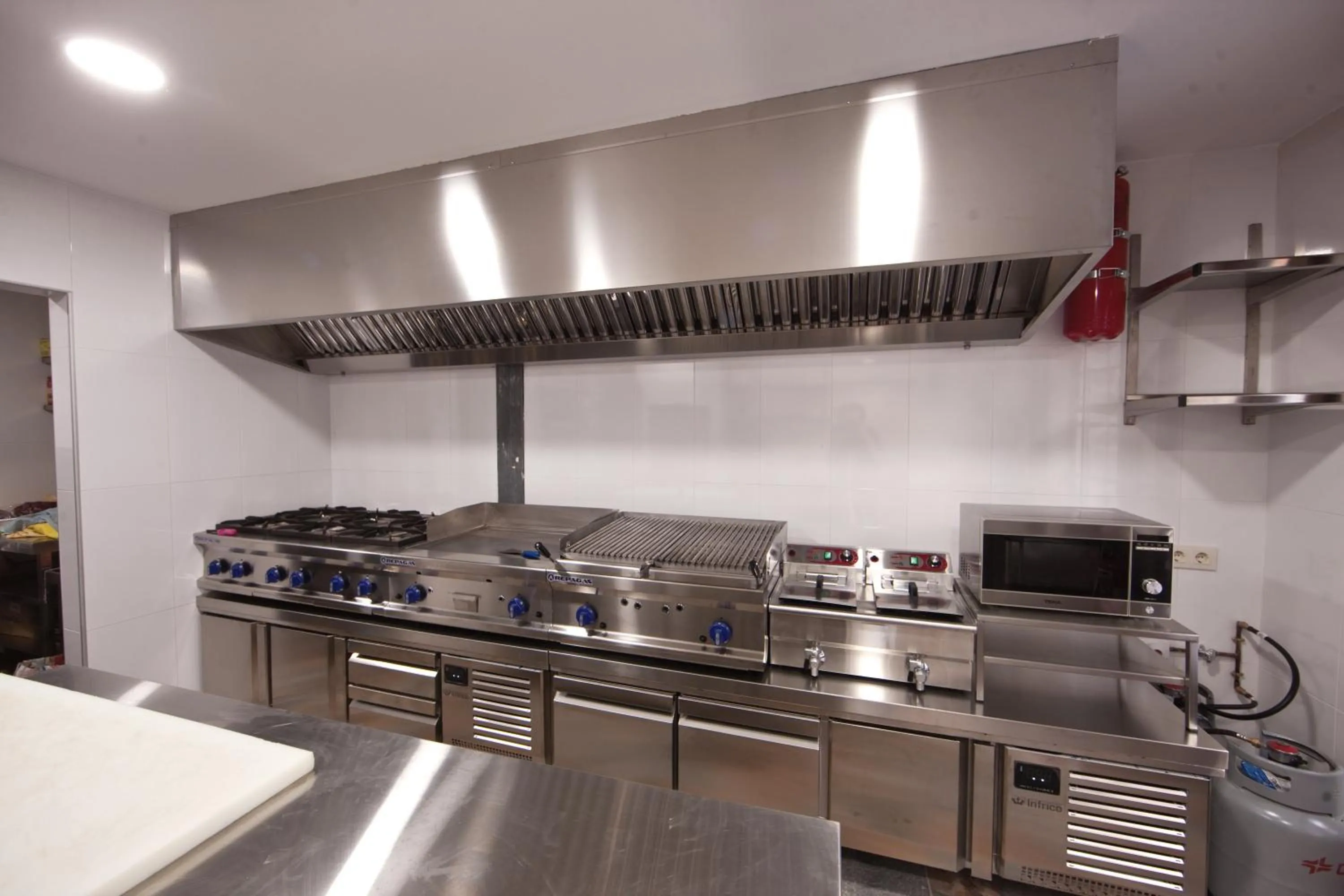 Kitchen or kitchenette in VILLA DOS INFANTAS
