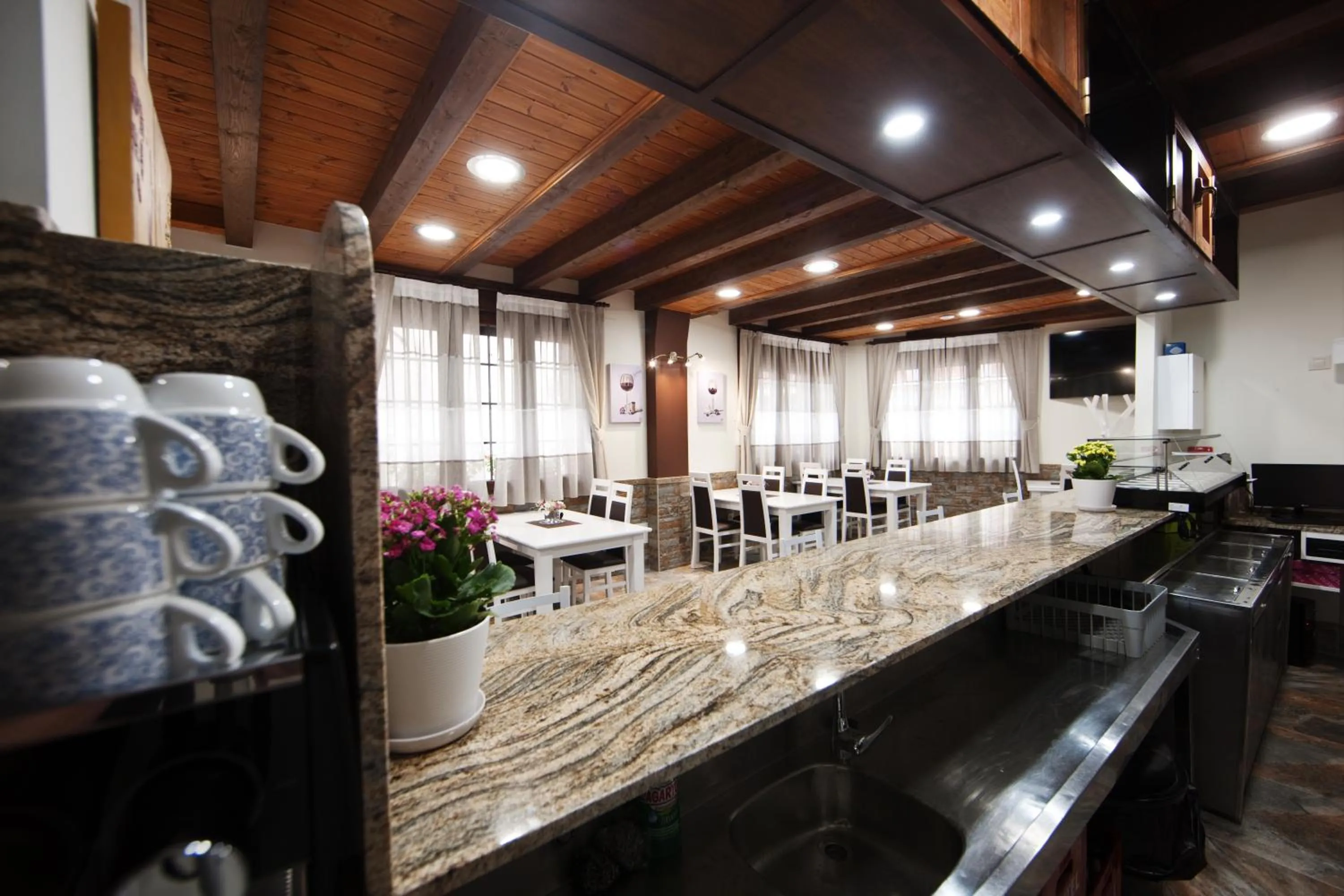 Lounge or bar in VILLA DOS INFANTAS