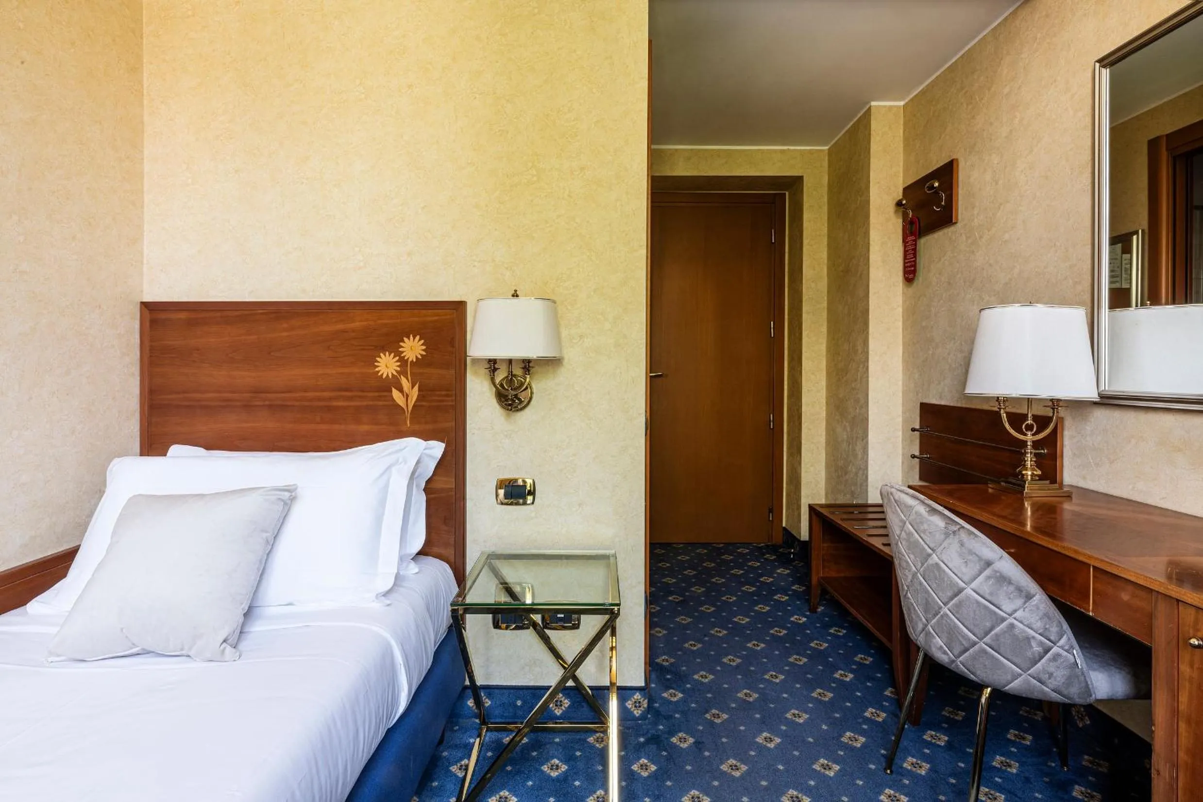 Bedroom, Bed in Boutique Hotel Dieci